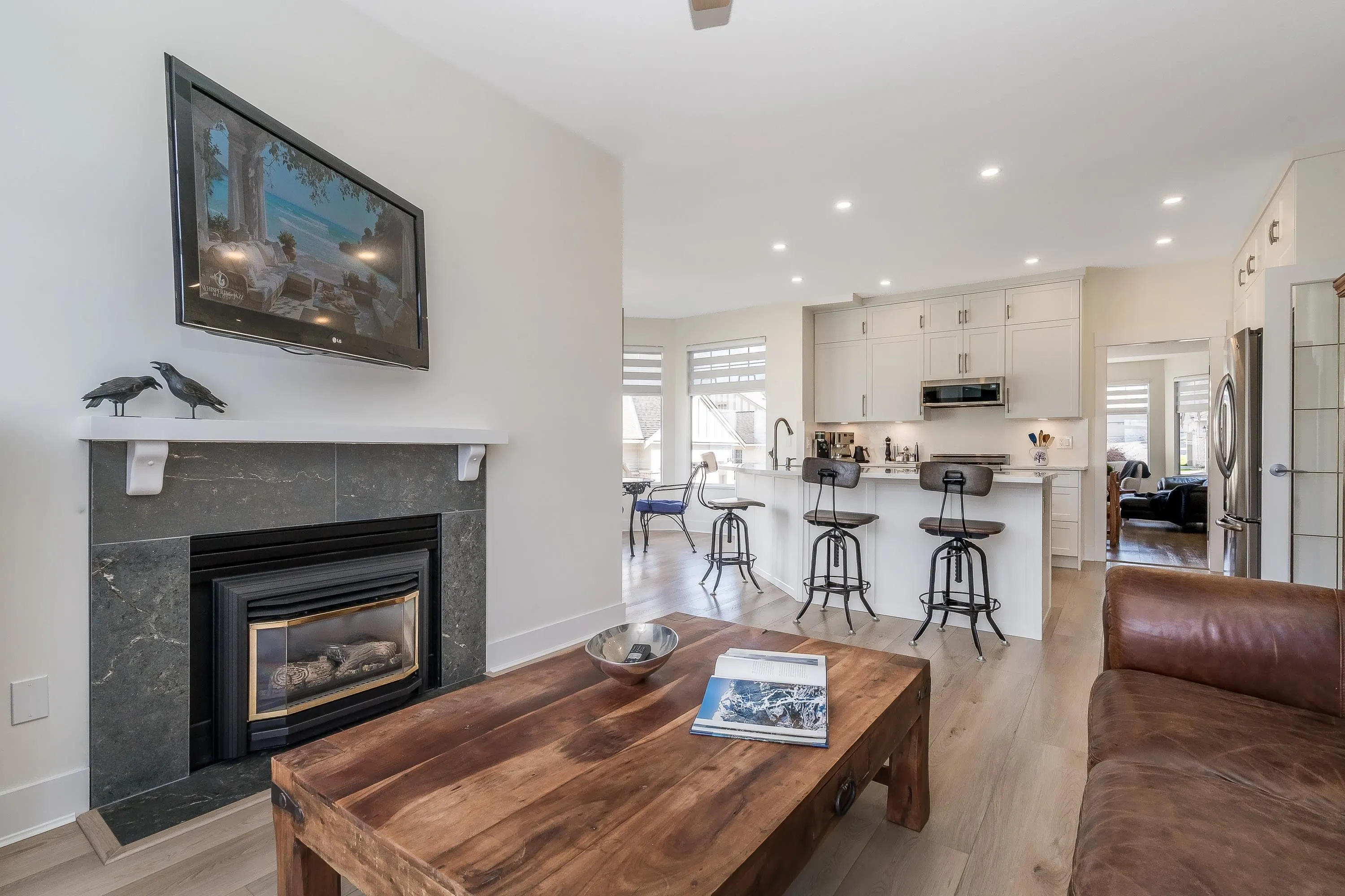 2533 152 Street #98