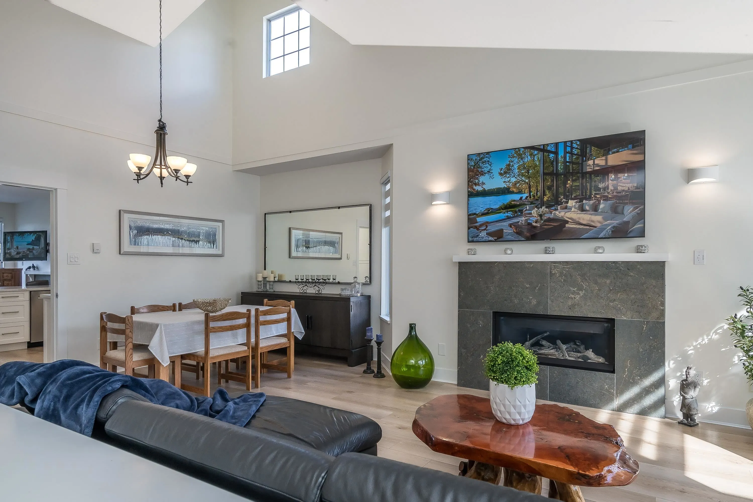 2533 152 Street #98