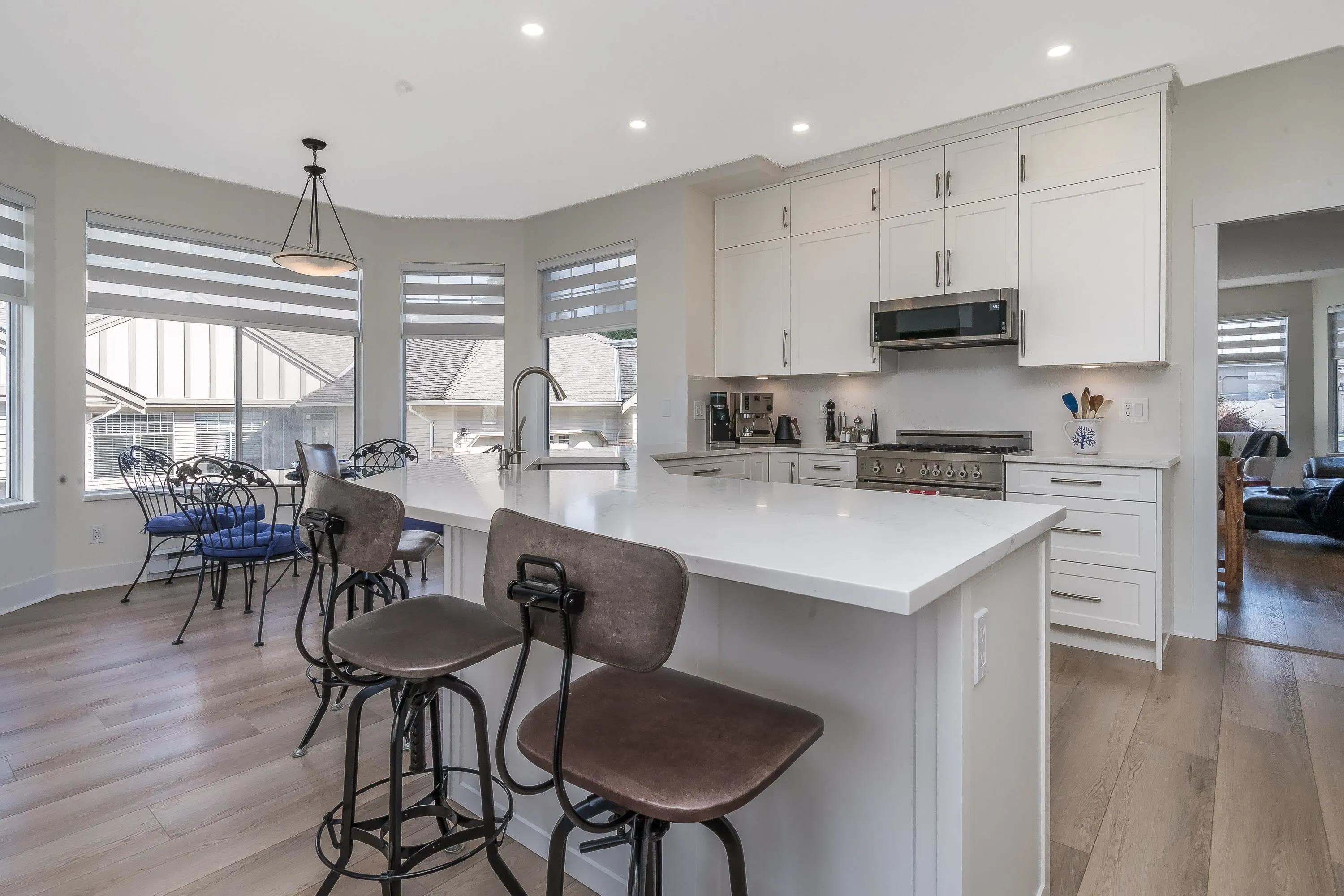 2533 152 Street #98