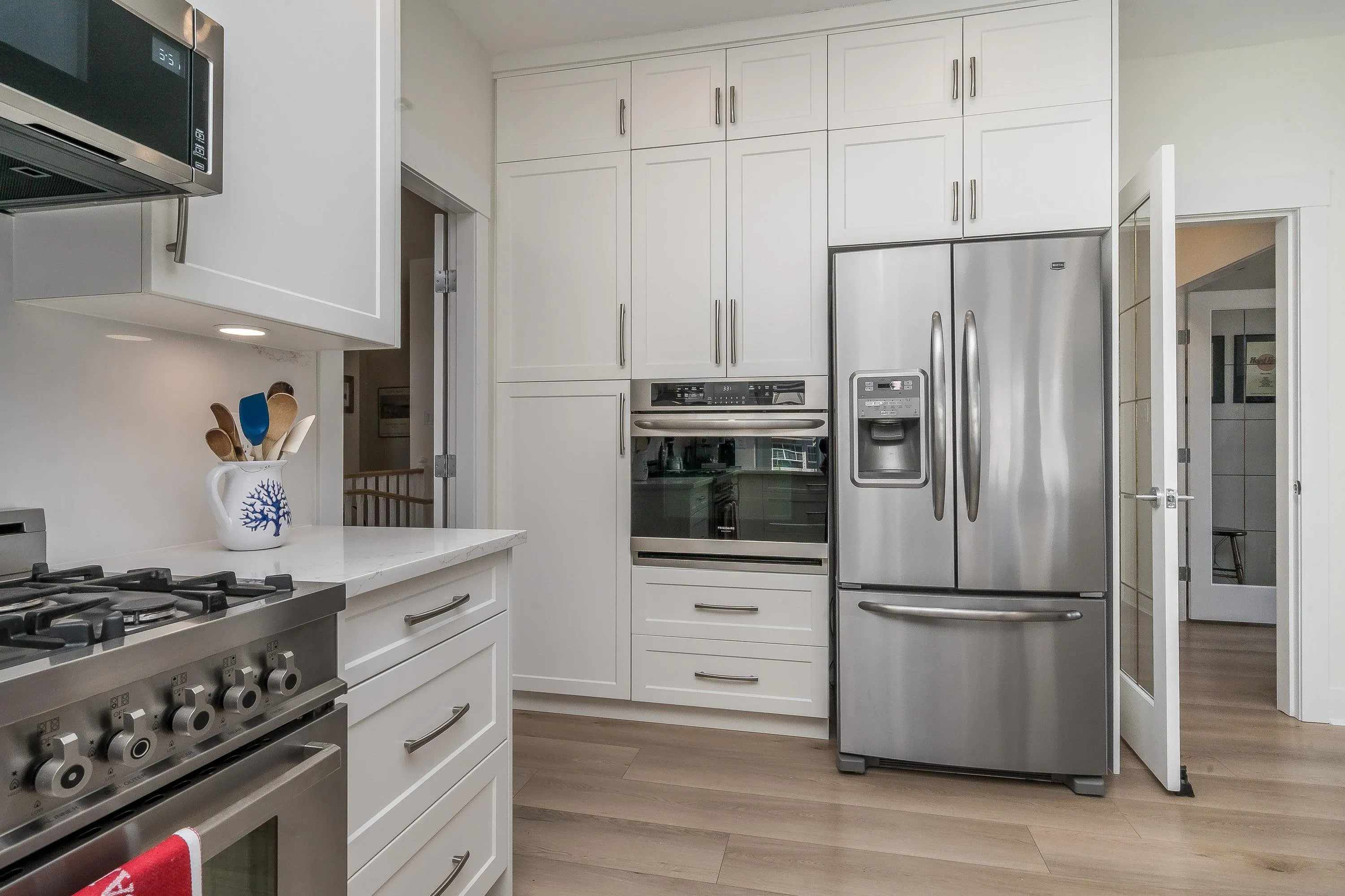 2533 152 Street #98