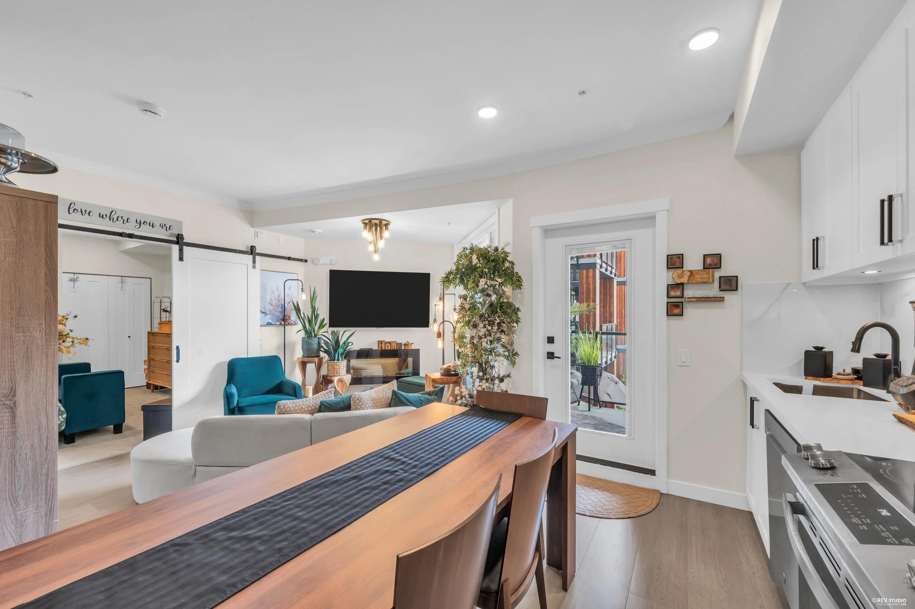 12109 223 Street #225