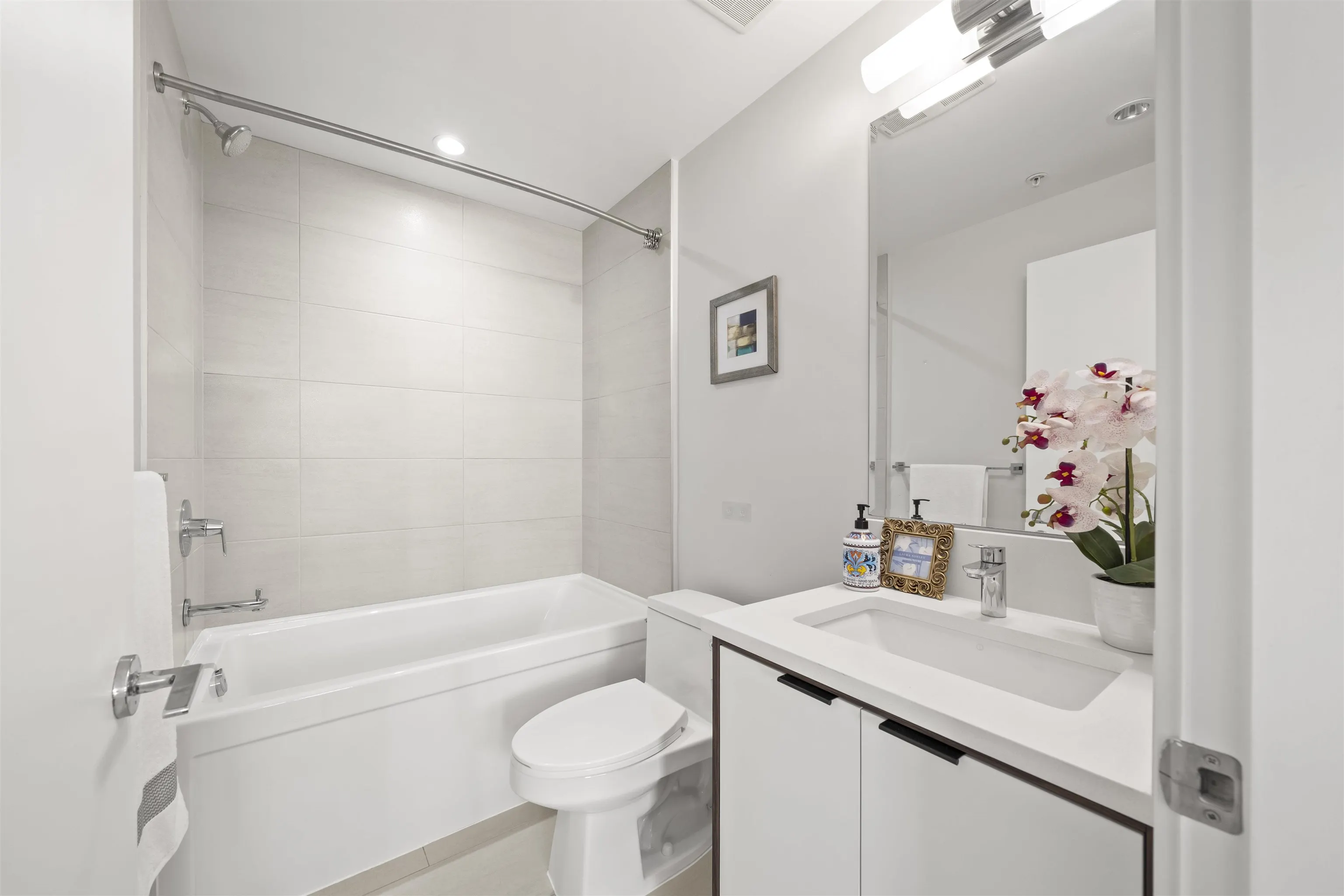 5355 Lane Street #334