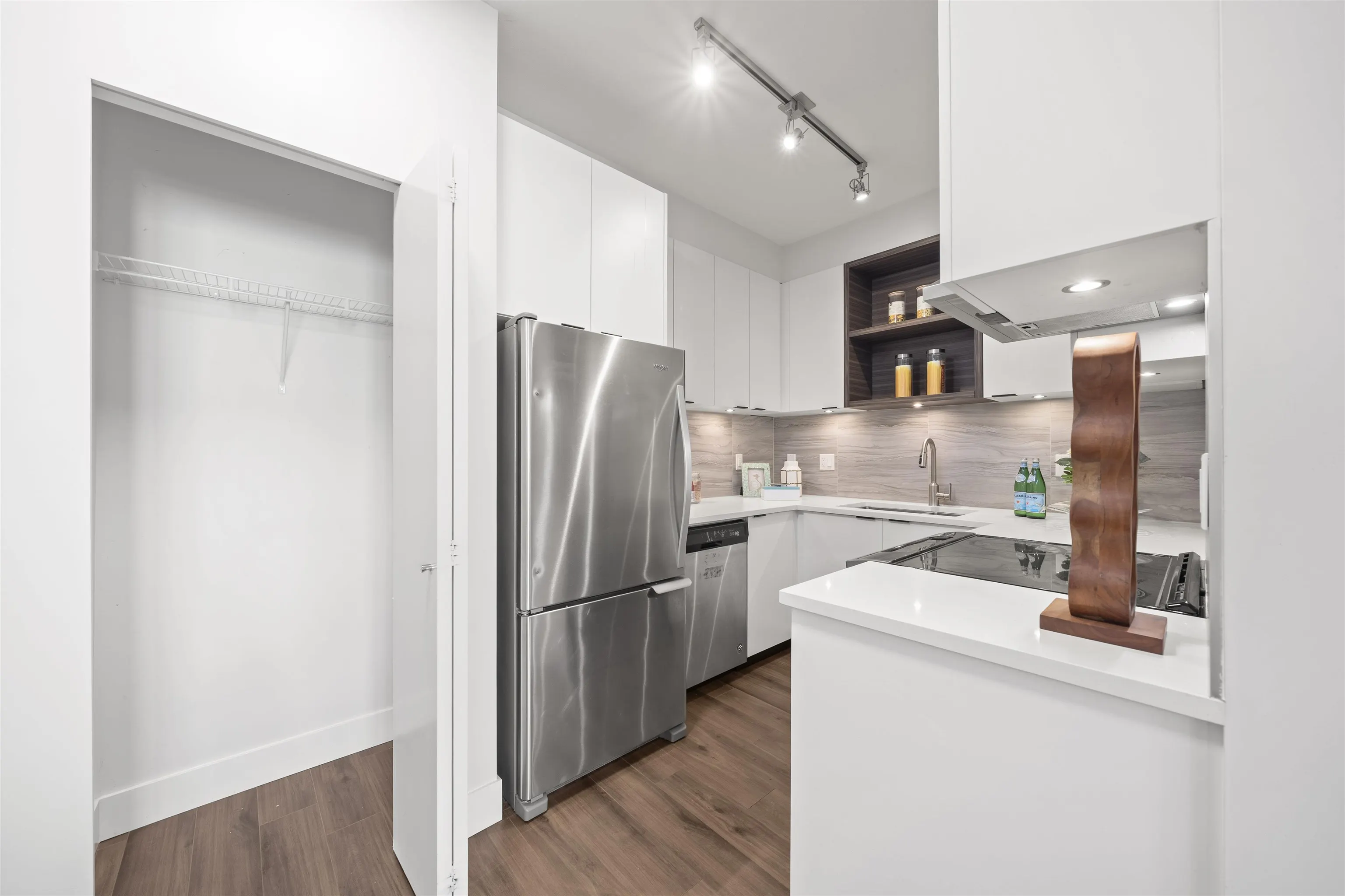5355 Lane Street #334