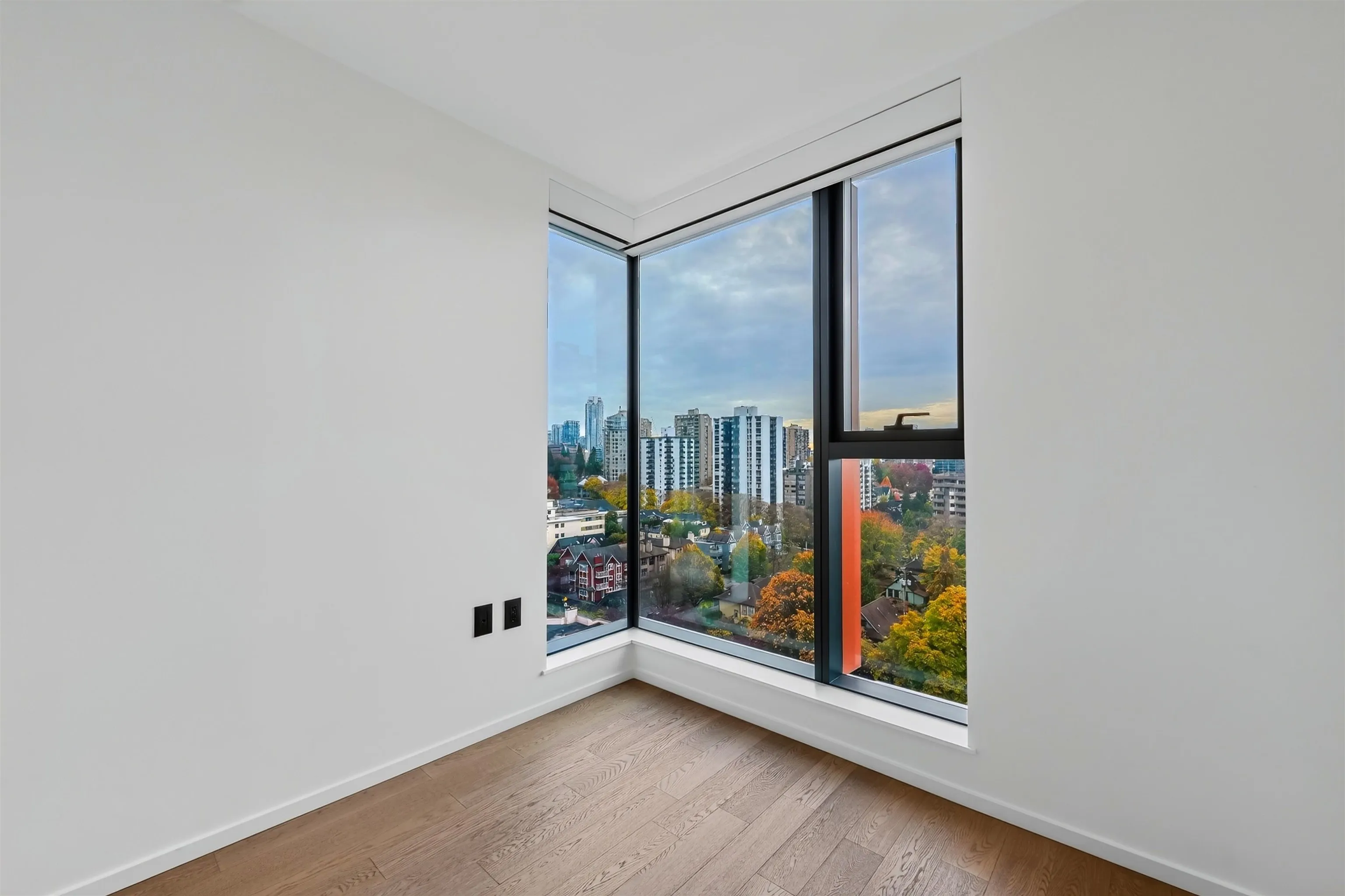 1482 Robson Street #1606