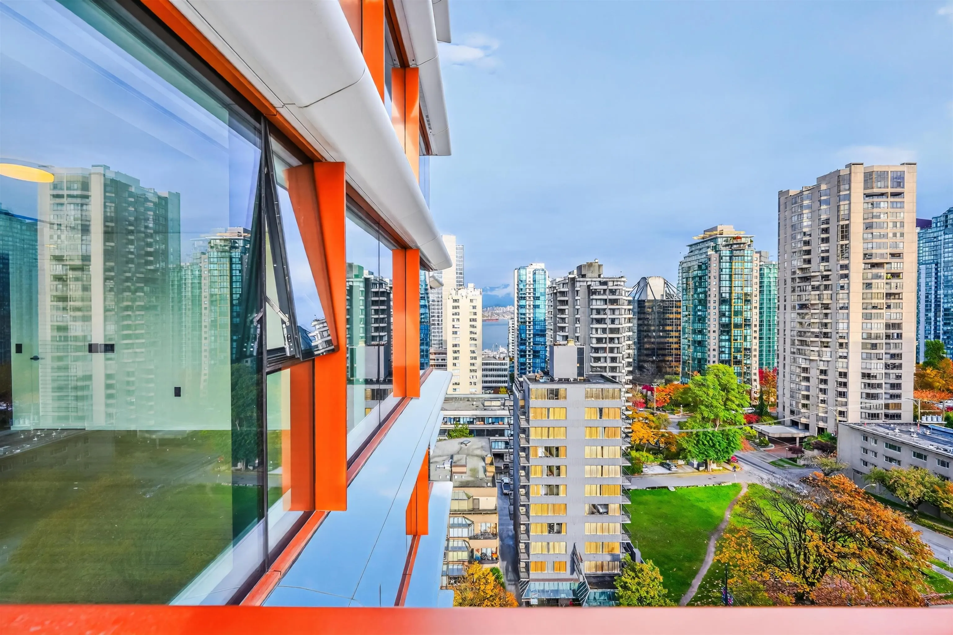 1482 Robson Street #1606