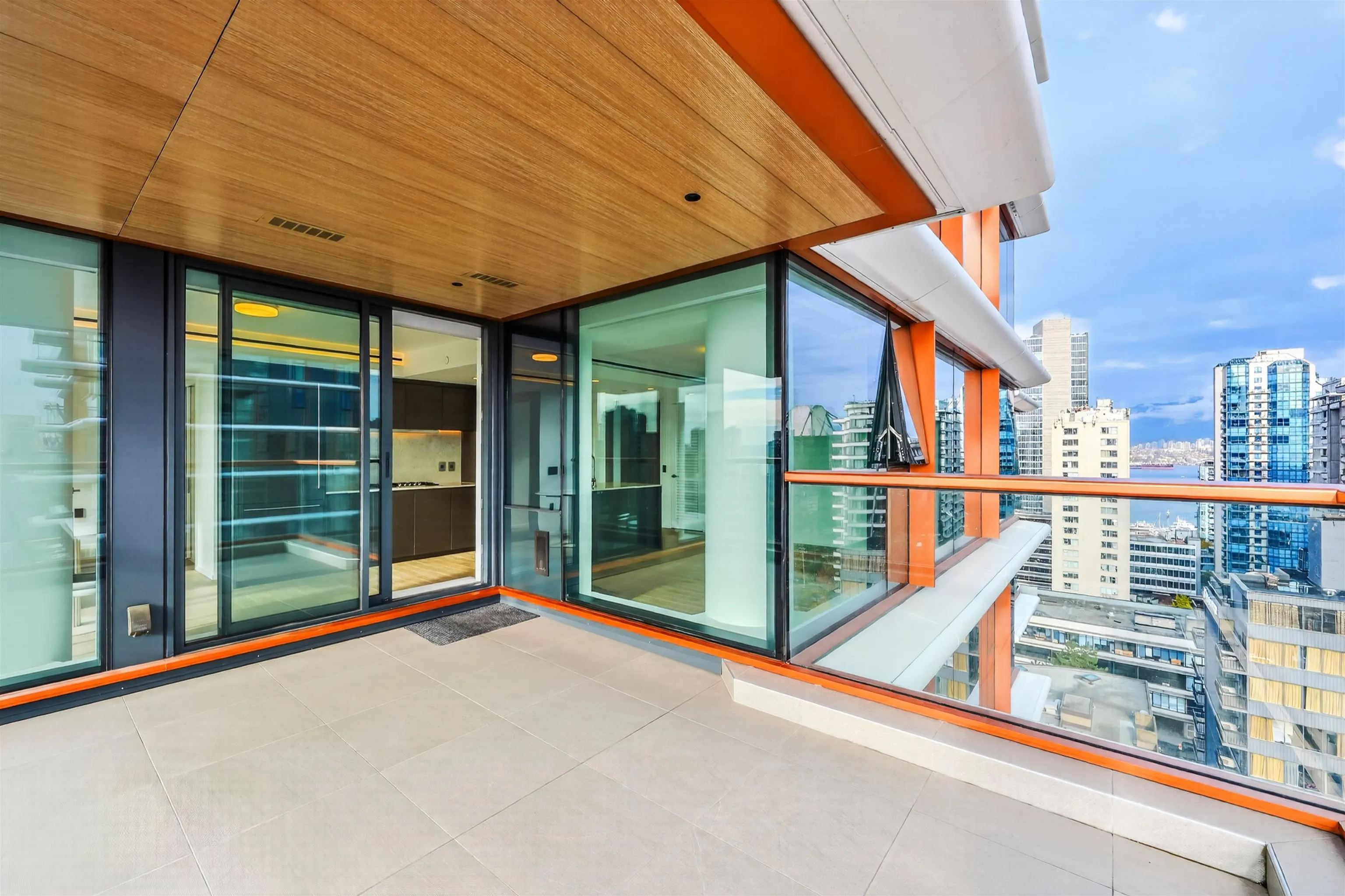 1482 Robson Street #1606