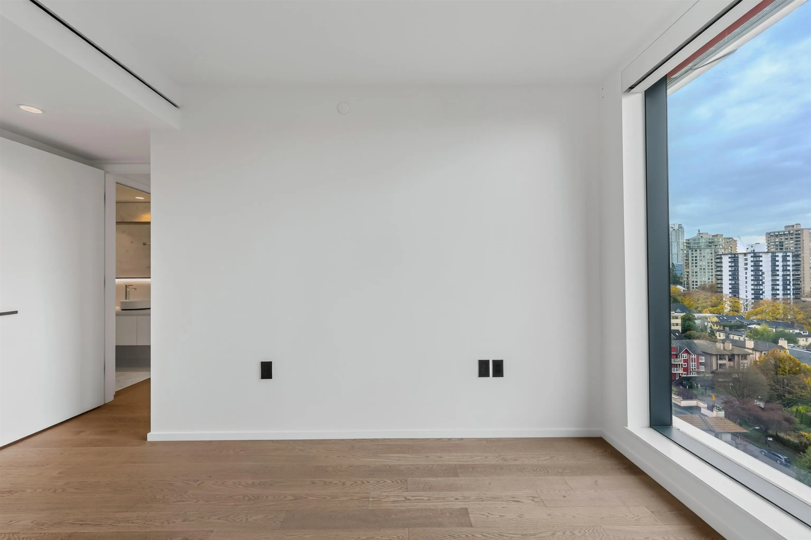 1482 Robson Street #1606