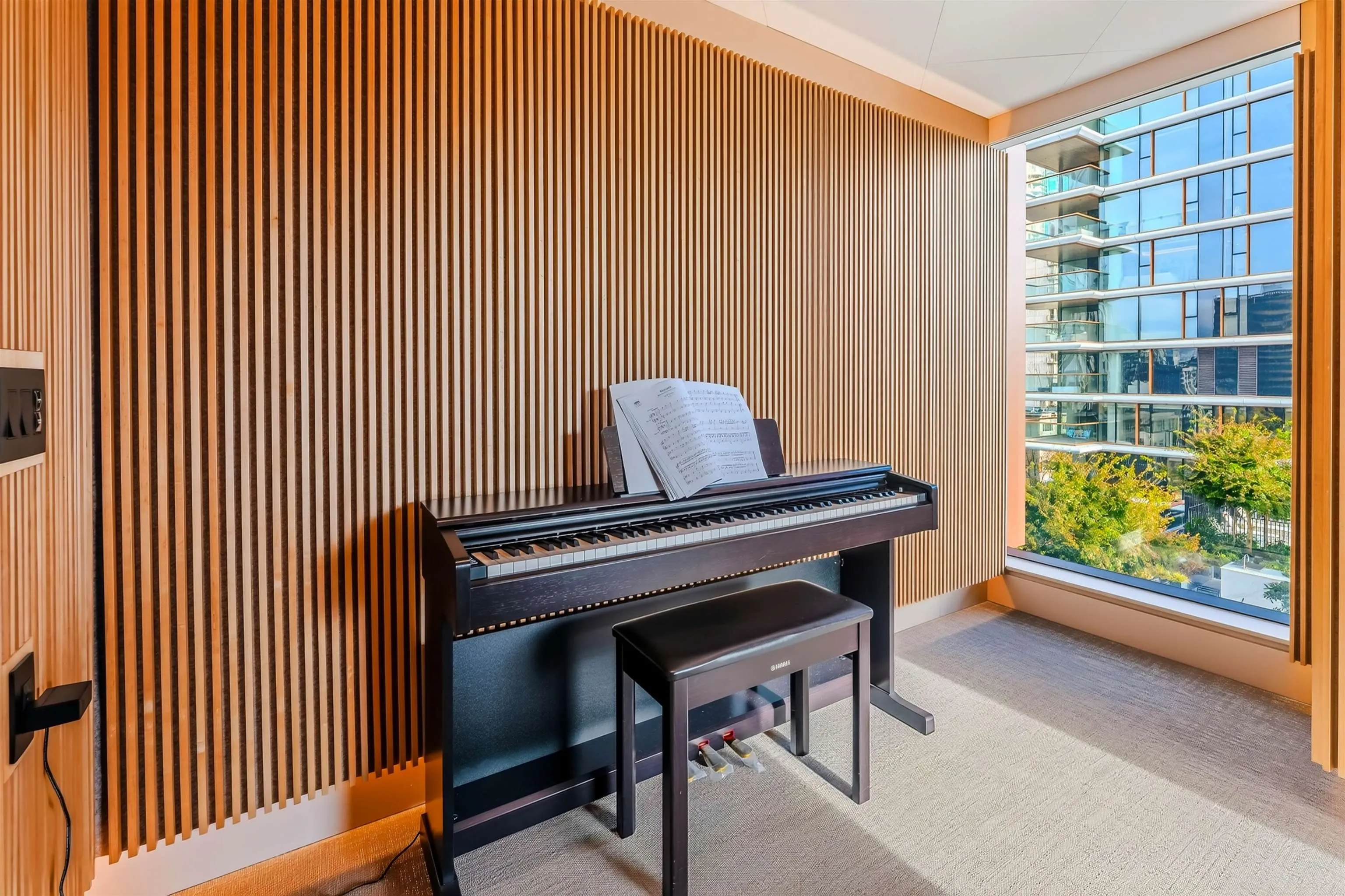 1482 Robson Street #1606