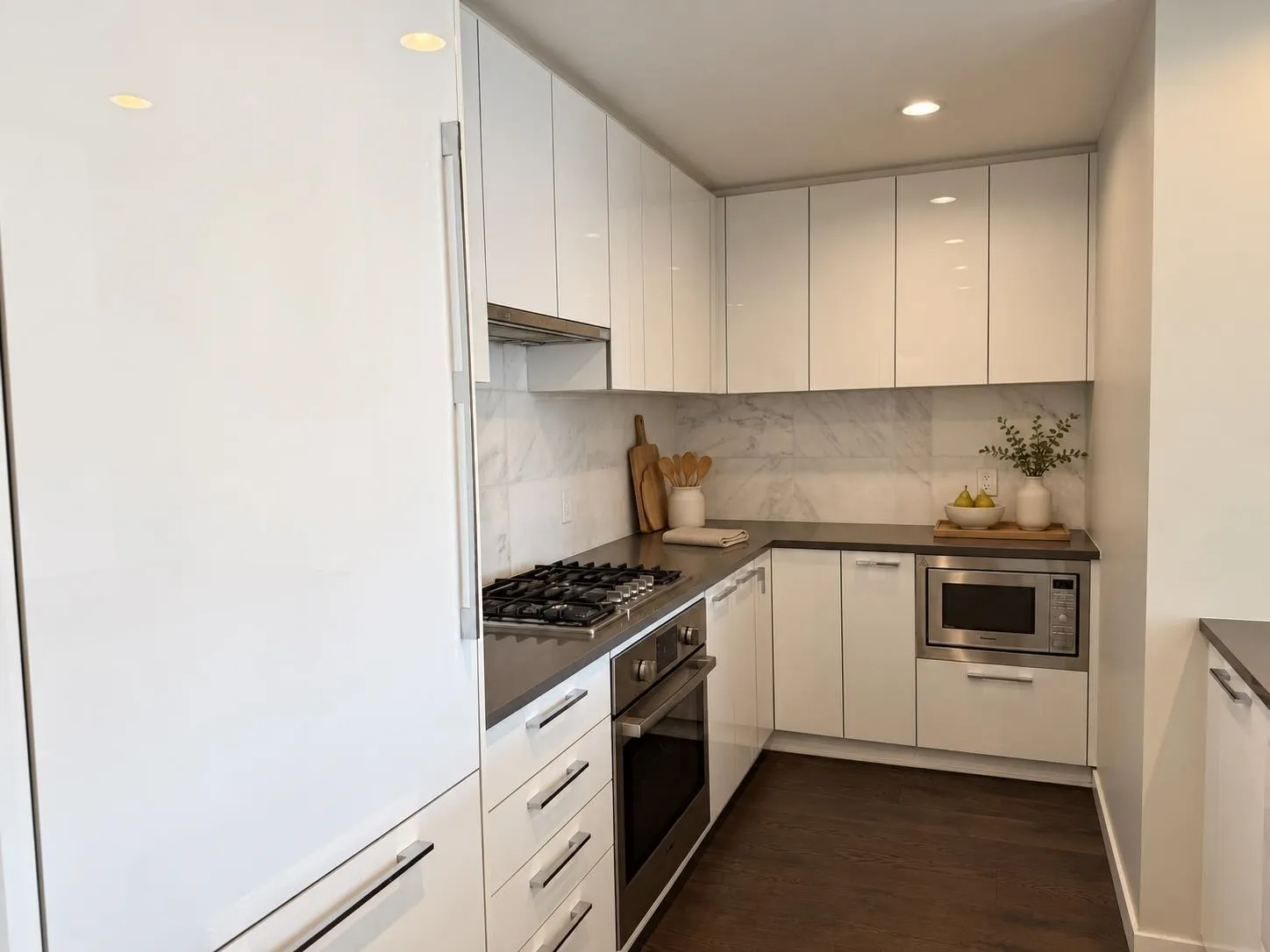 5687 Gray Avenue #504