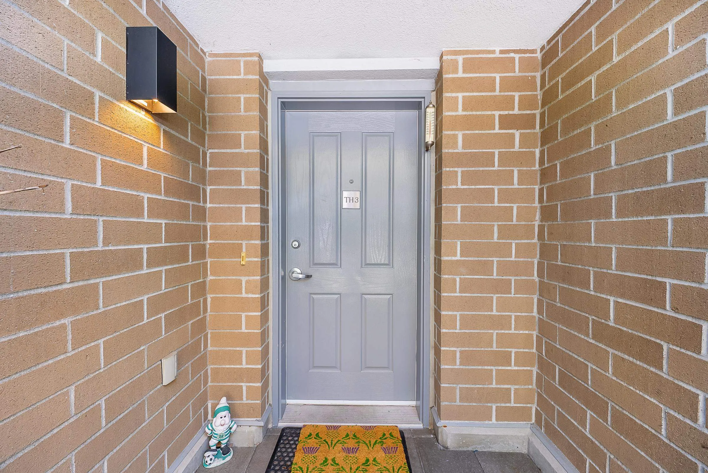 290 Newport Drive #3
