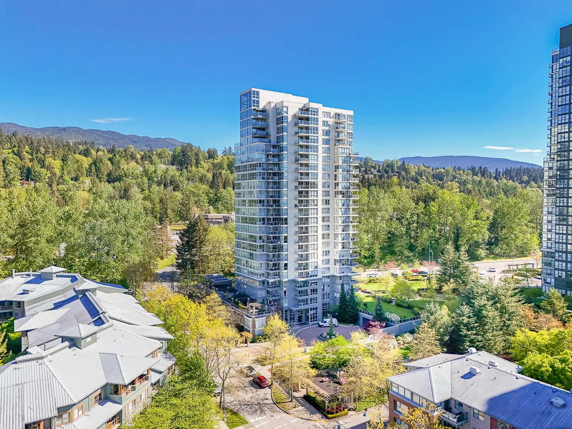 290 Newport Drive #3