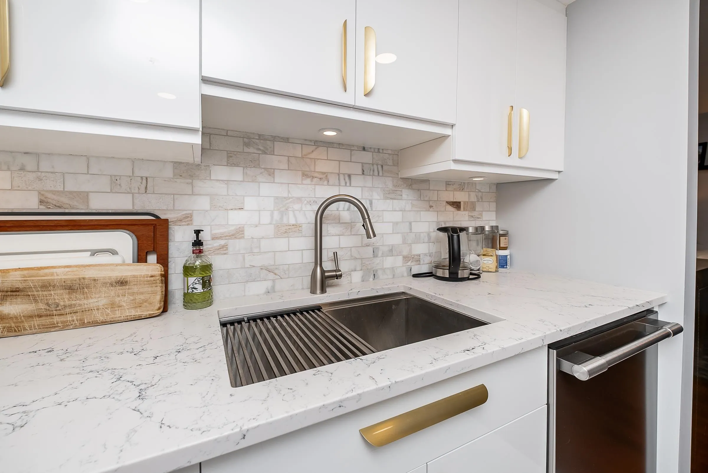 290 Newport Drive #3