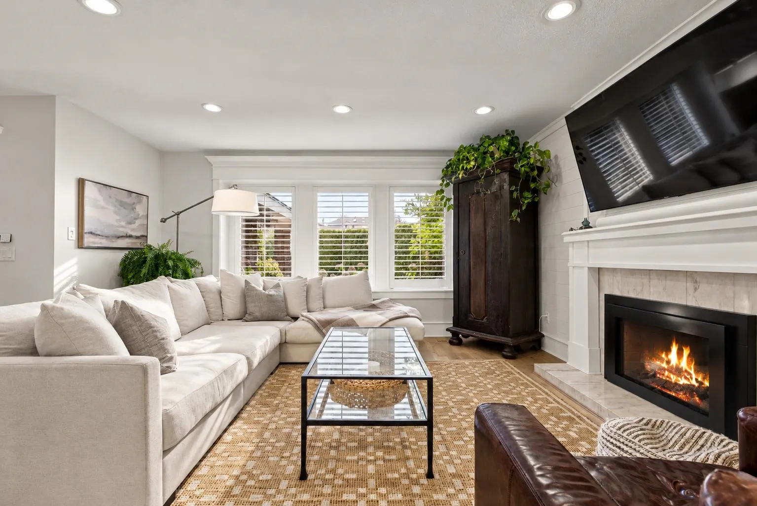 7859 162b Street