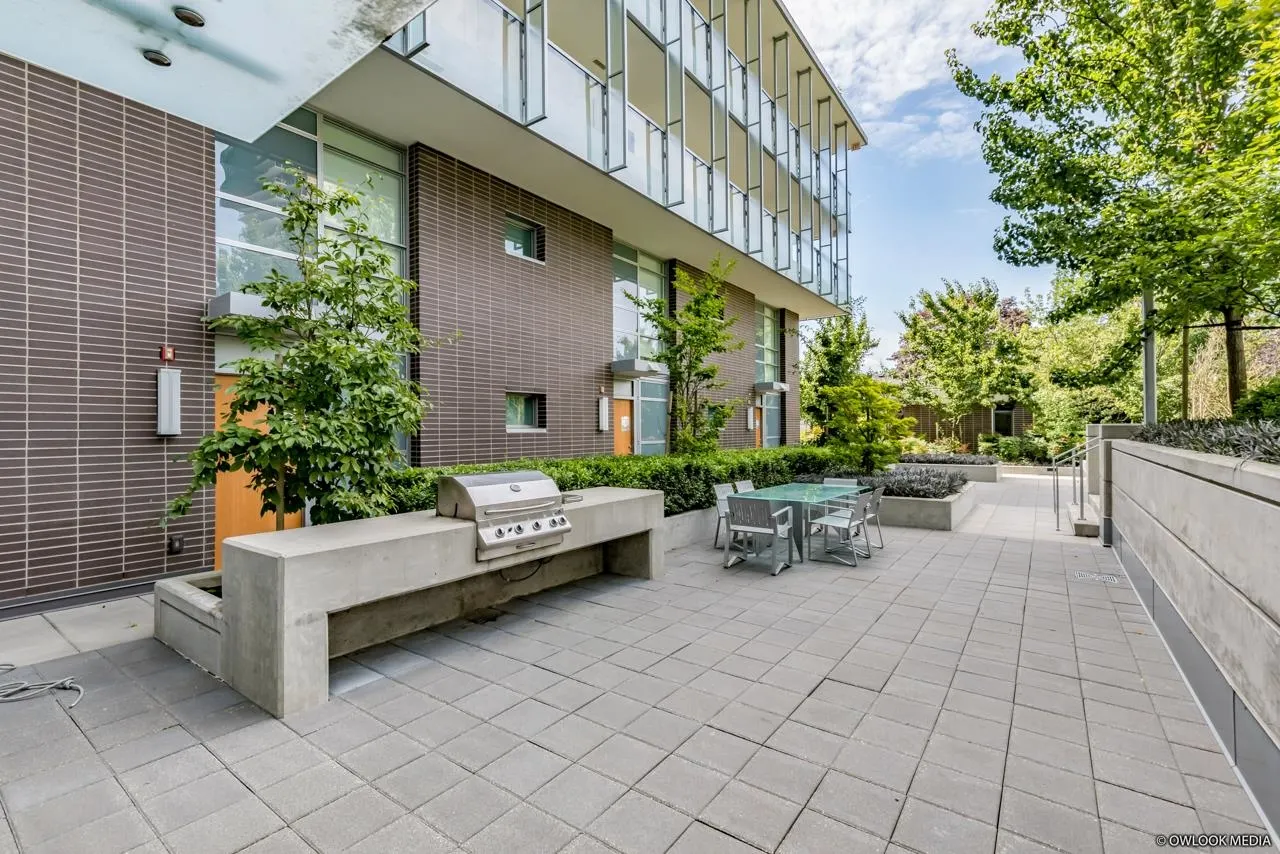 6333 Silver Avenue #408