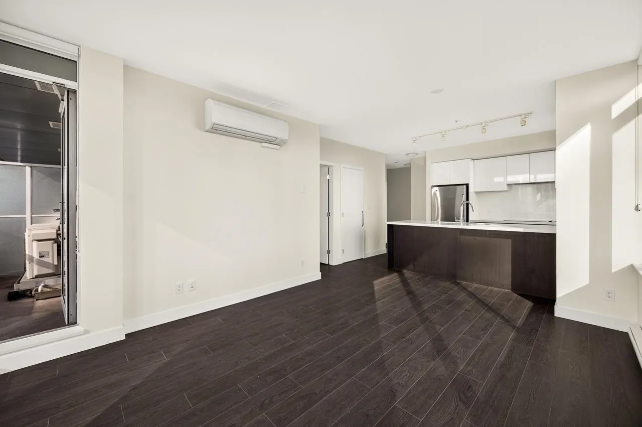 6333 Silver Avenue #408