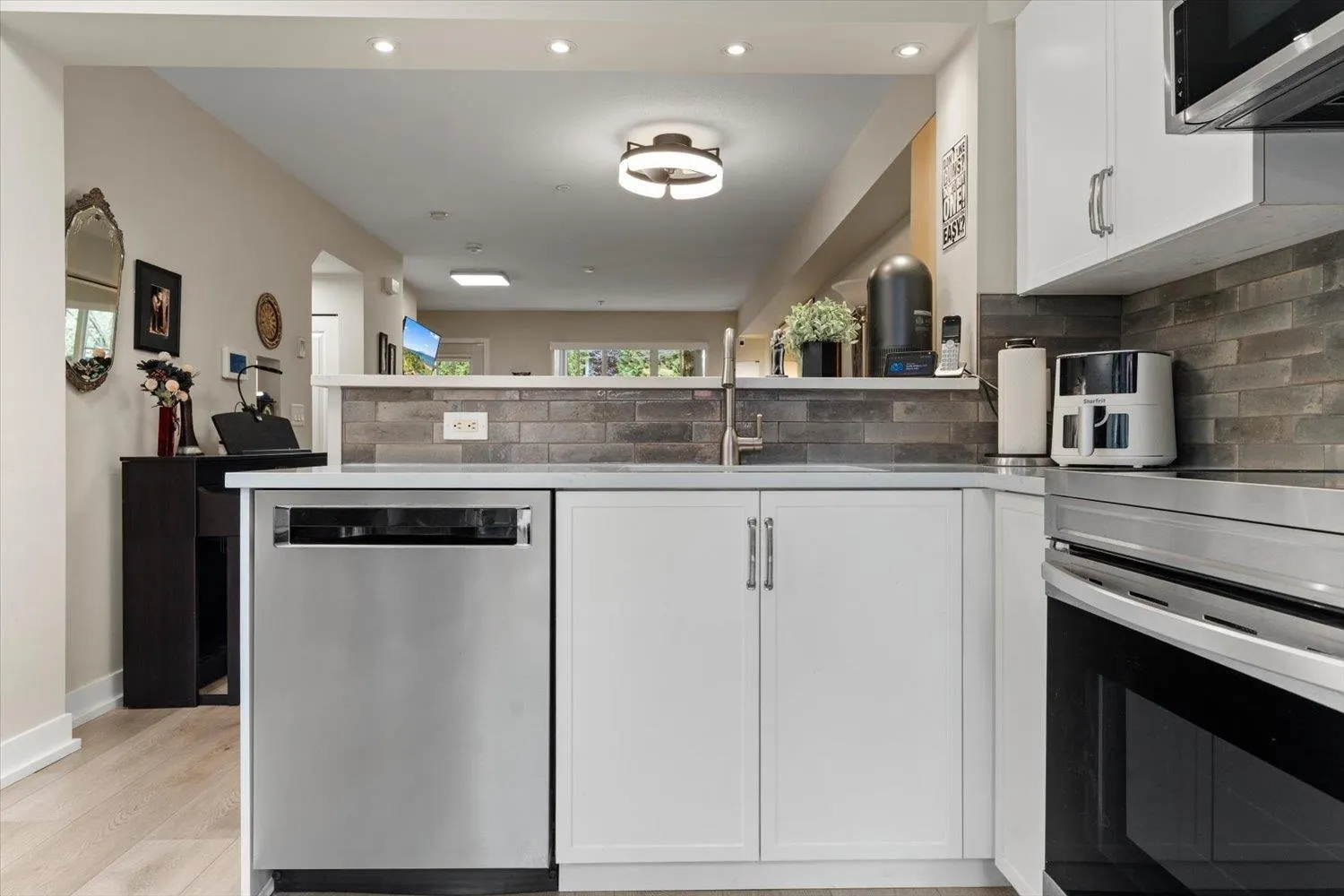 20540 66 Avenue #8