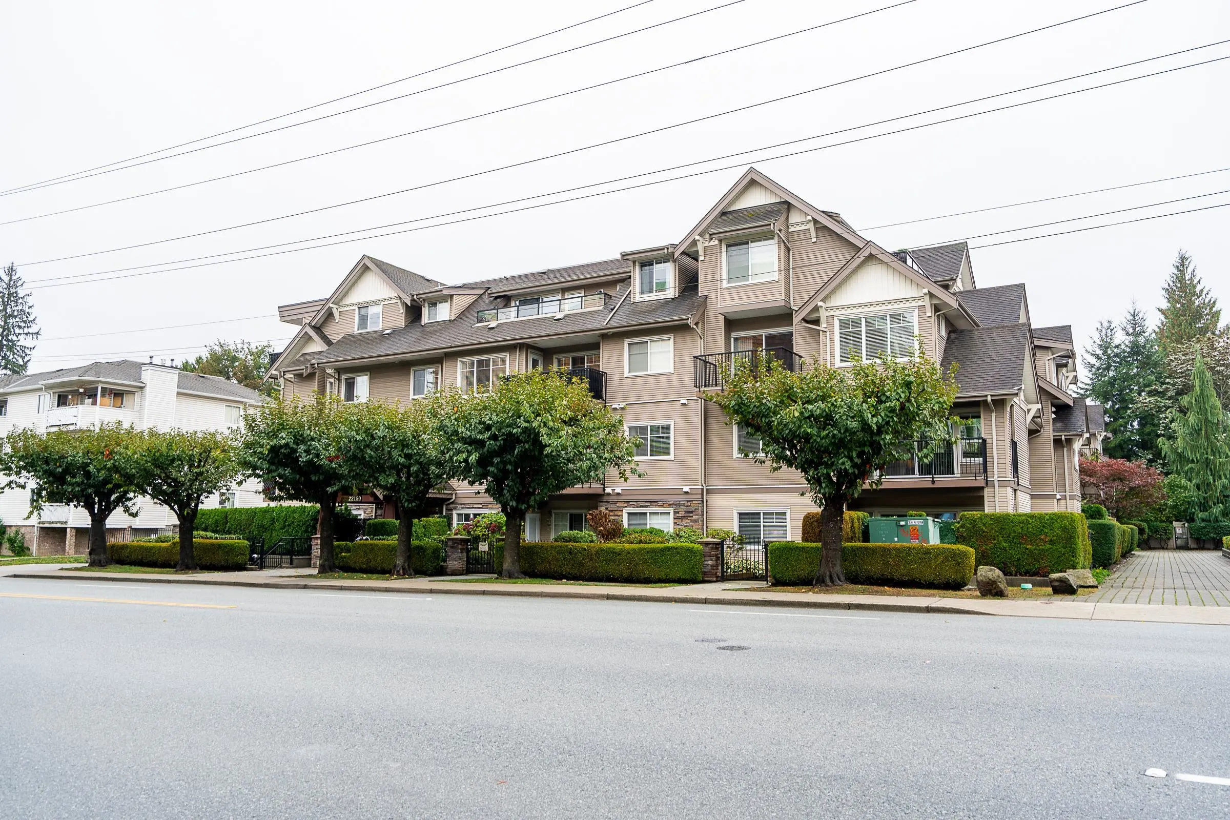 22150 Dewdney Trunk Road #301