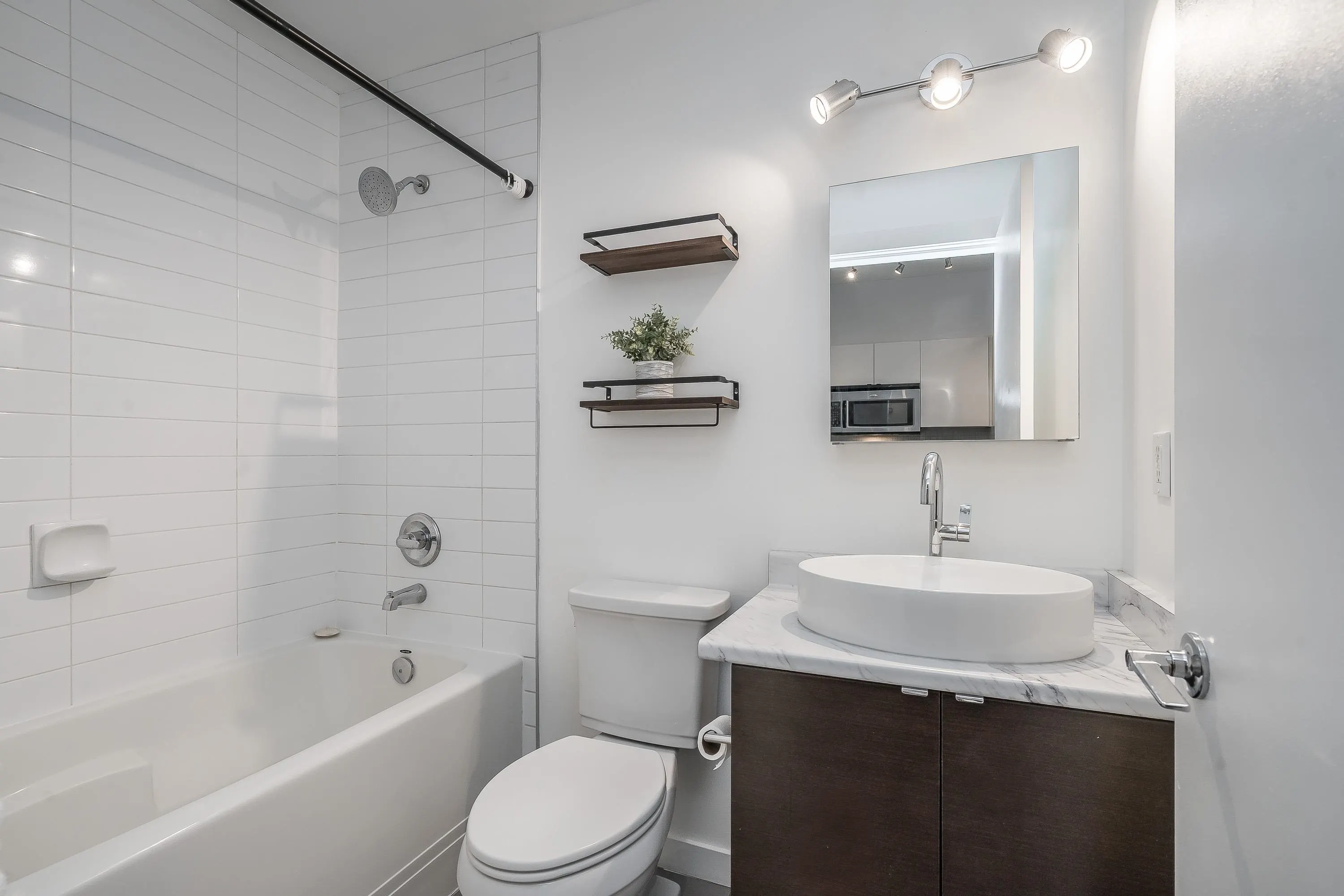 13733 107a Avenue #208