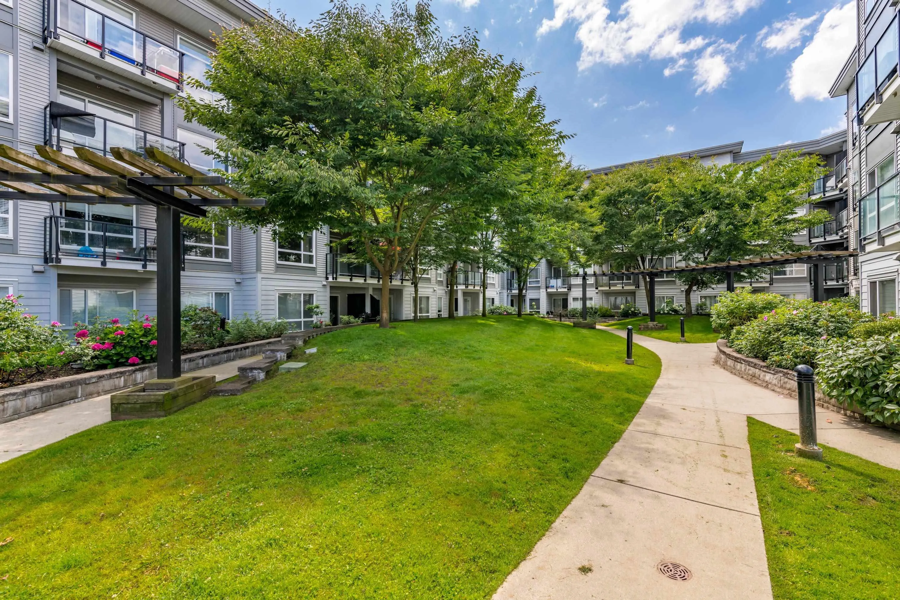 13733 107a Avenue #208