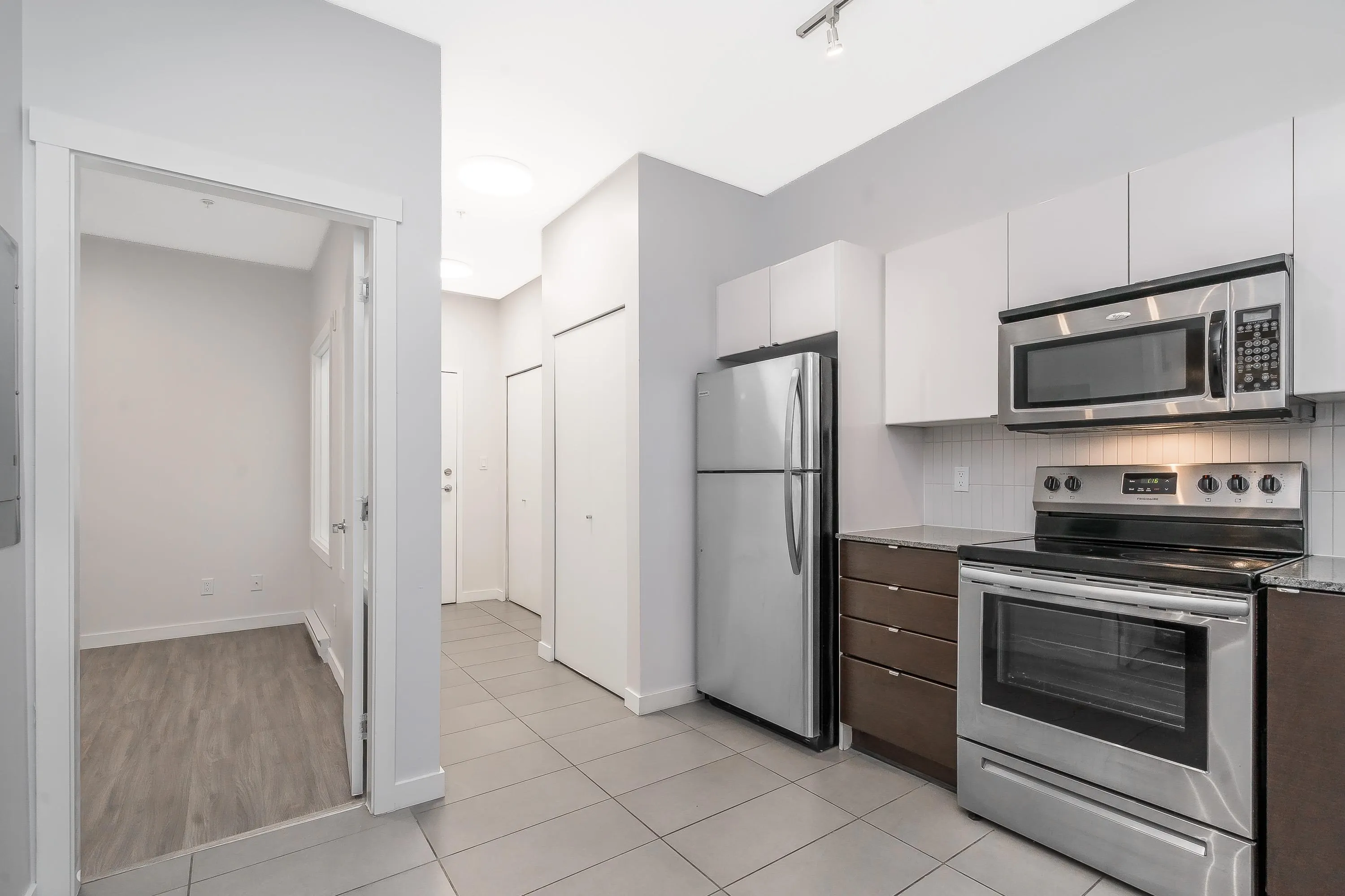 13733 107a Avenue #208