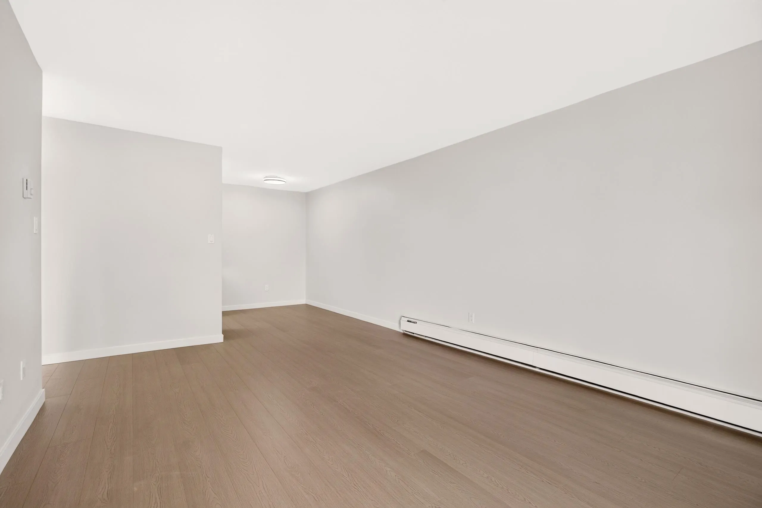 466 E Eighth Avenue #305