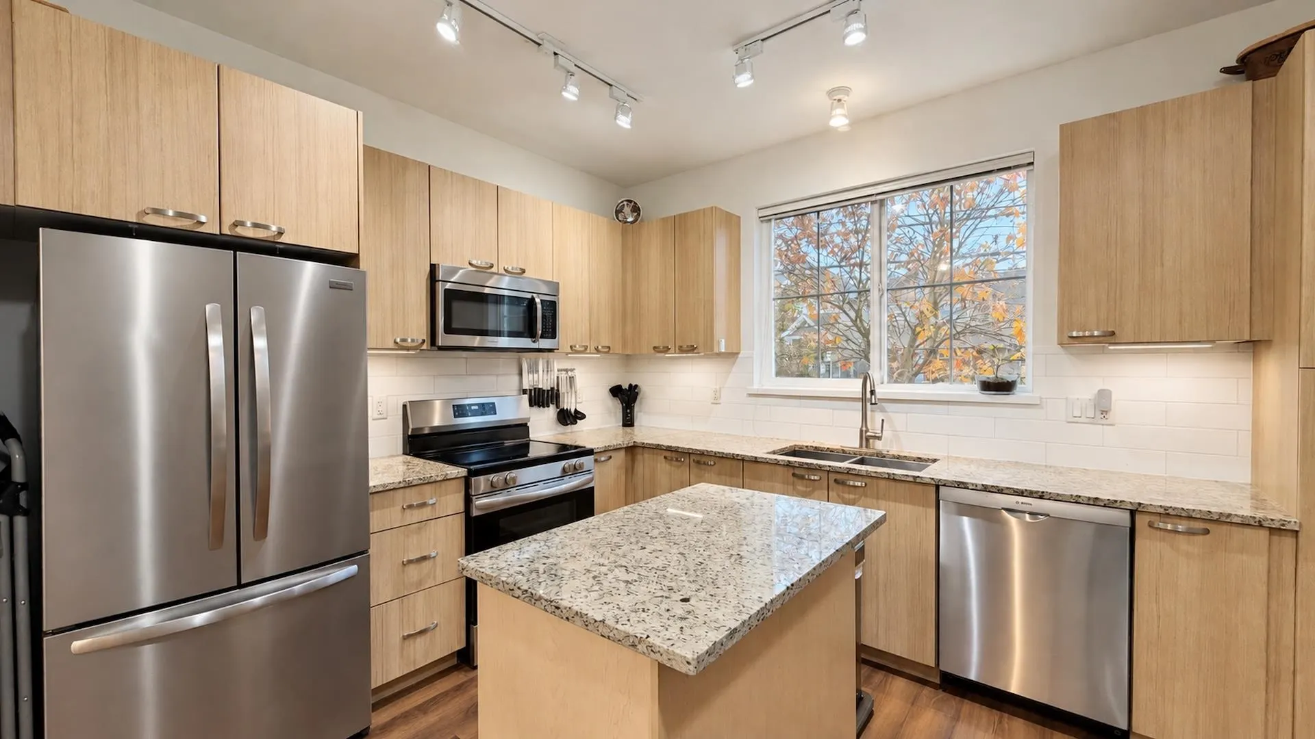 14833 61 Avenue #114