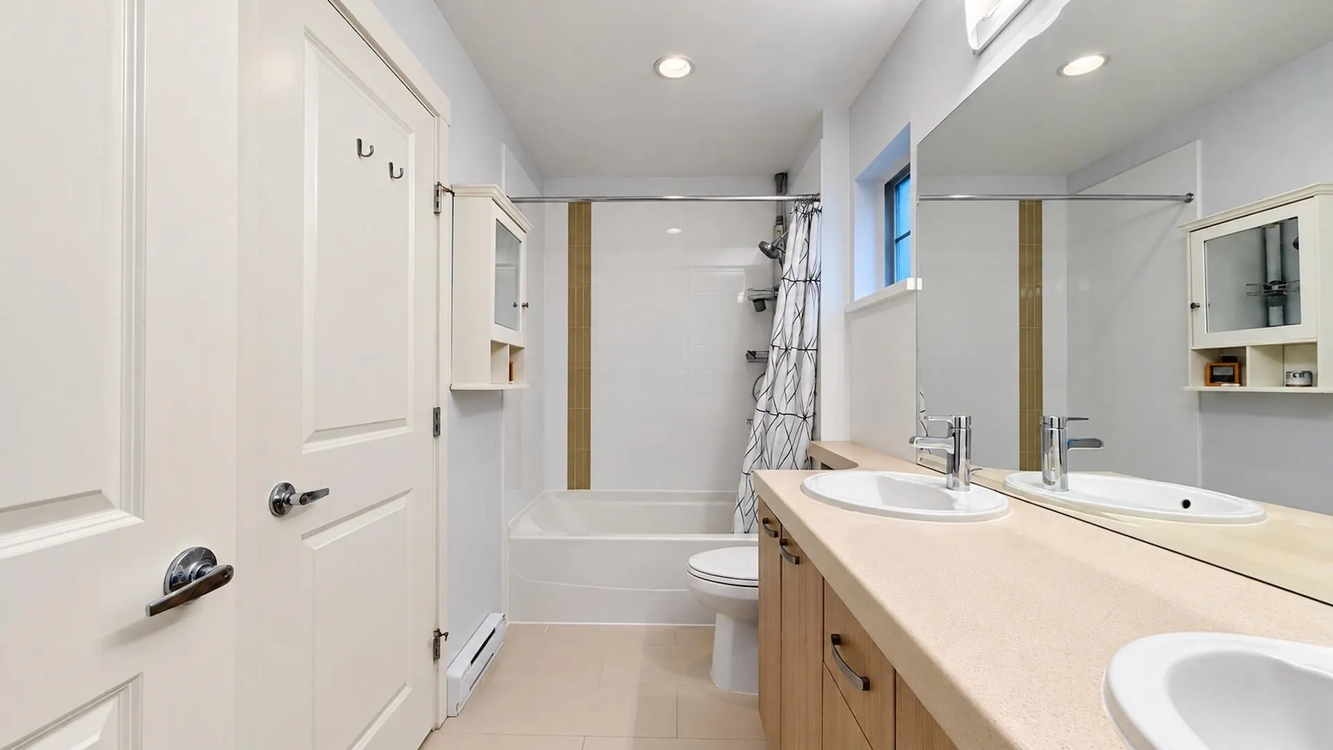 14833 61 Avenue #114