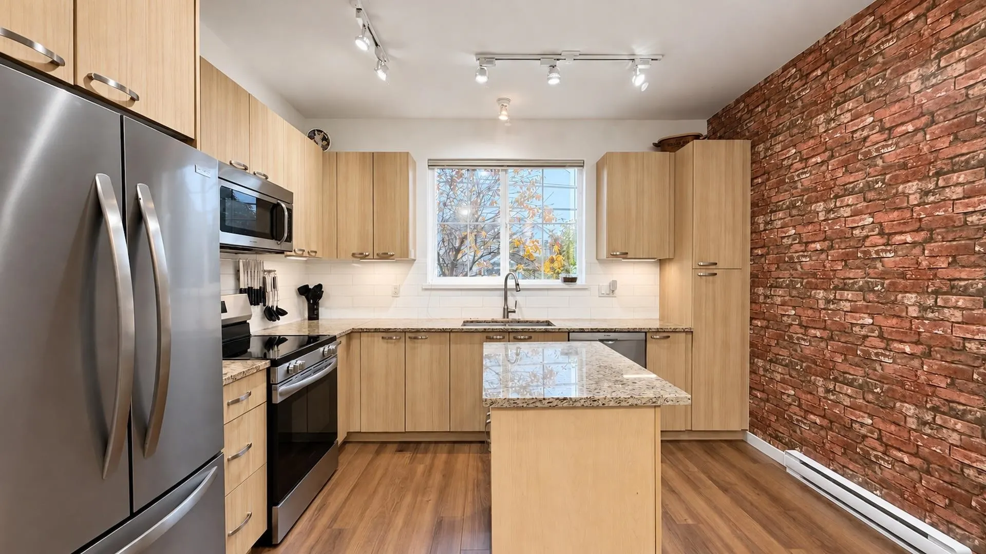 14833 61 Avenue #114