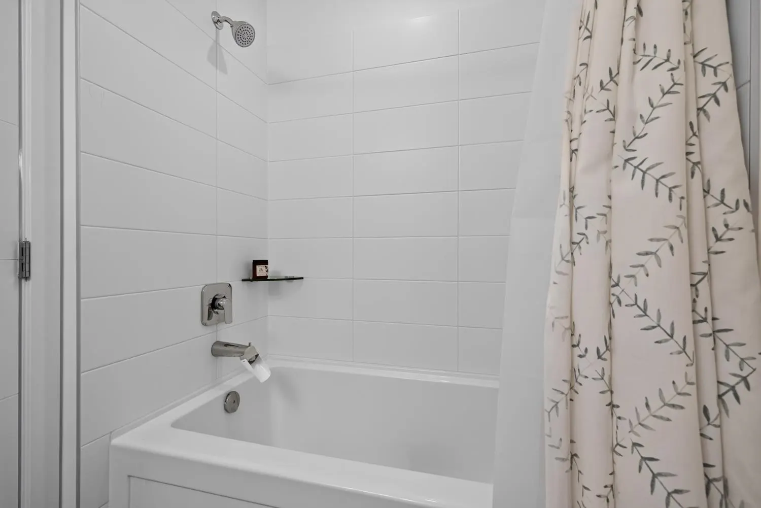 733 W 3rd Street #402