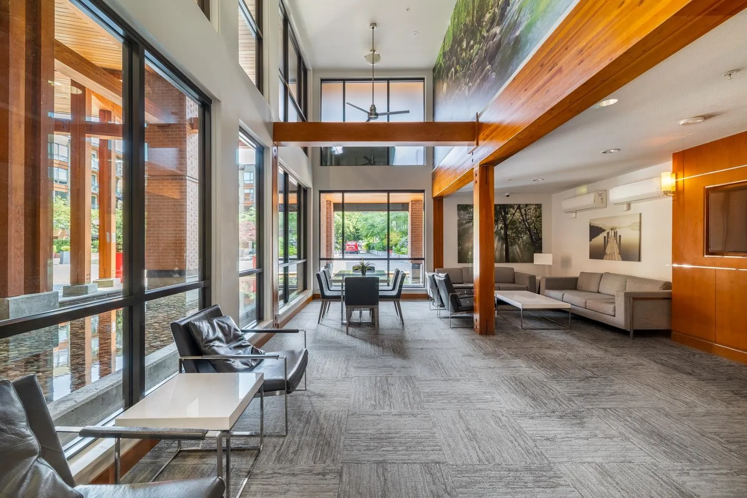 733 W 3rd Street #402