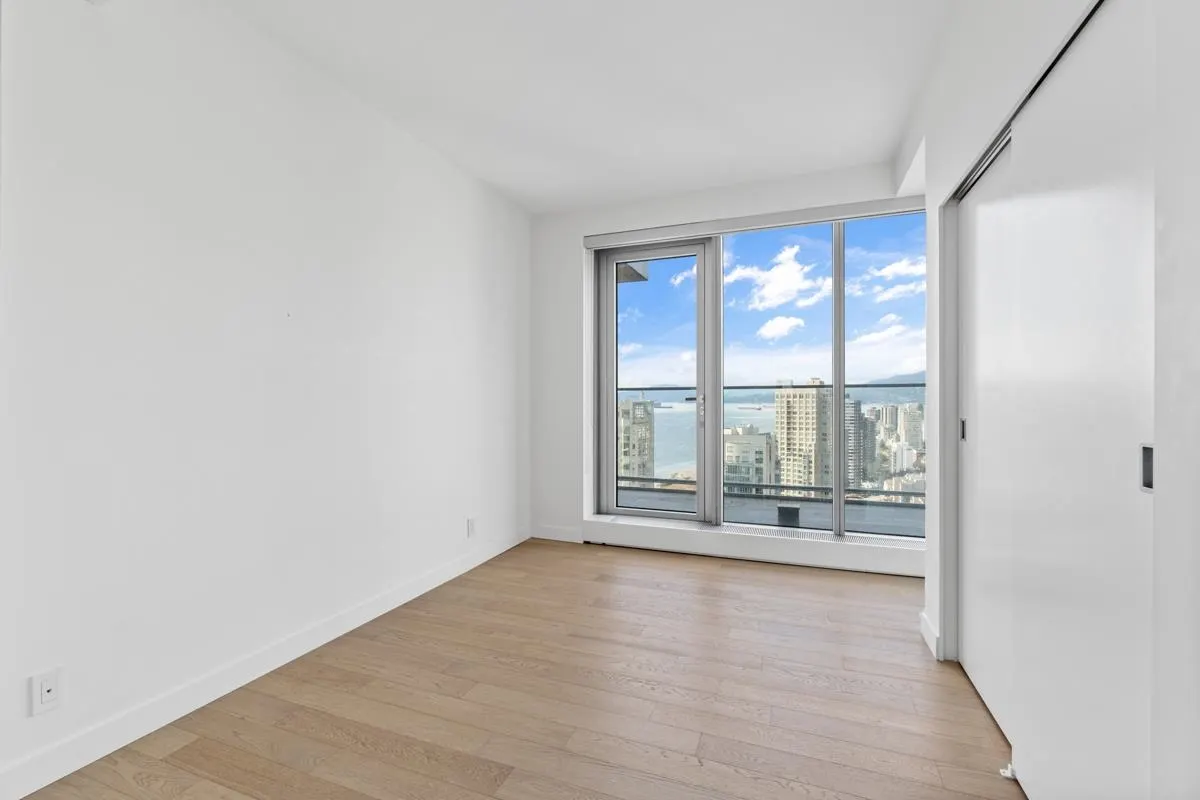 1480 Howe Street #3105