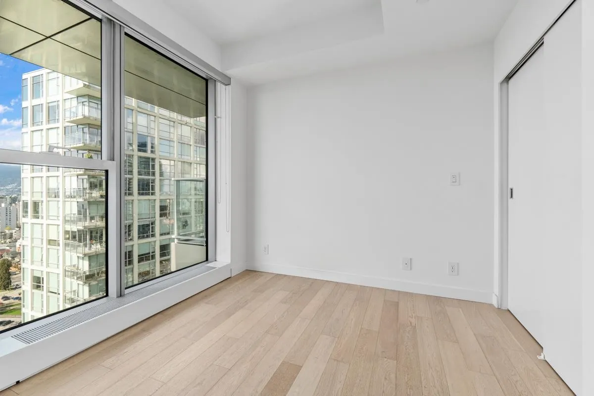 1480 Howe Street #3105