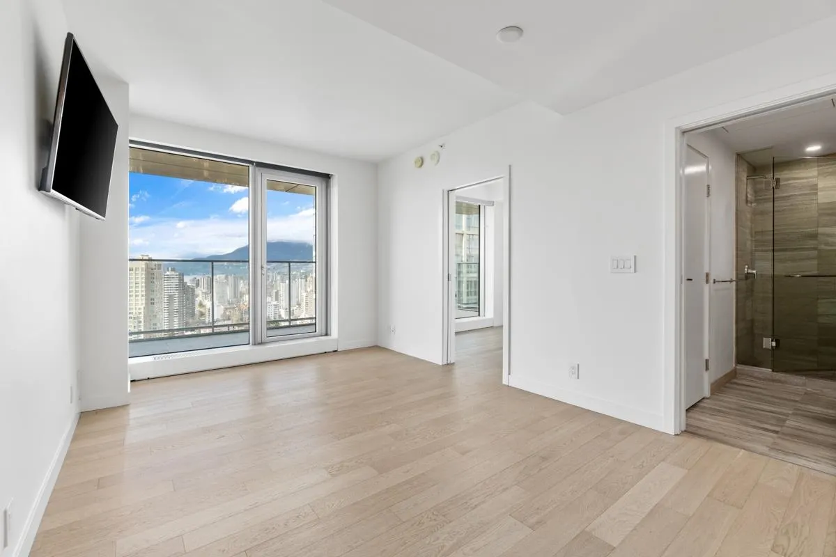 1480 Howe Street #3105