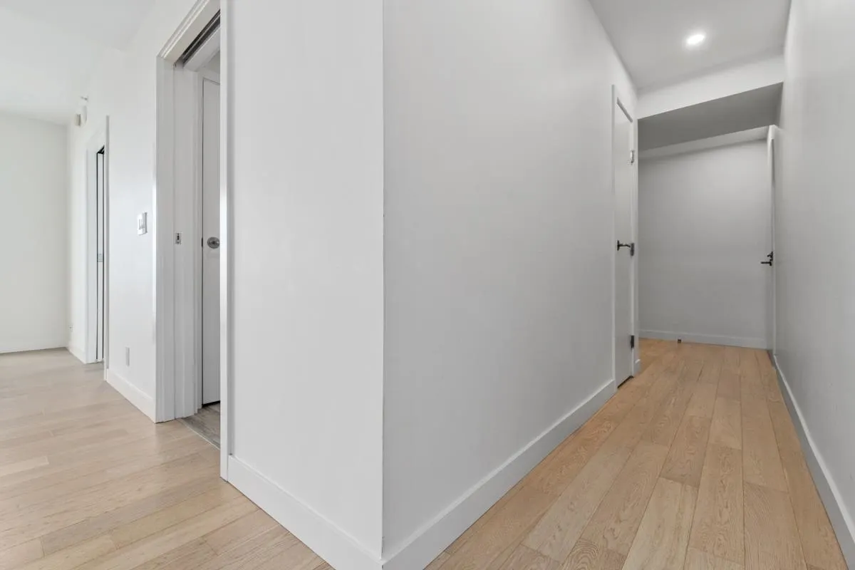 1480 Howe Street #3105
