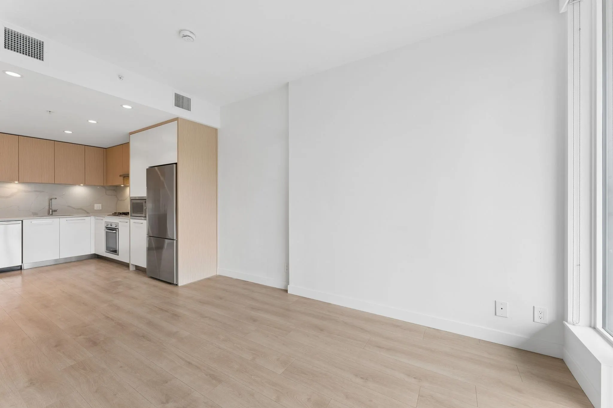567 Clarke Road #903