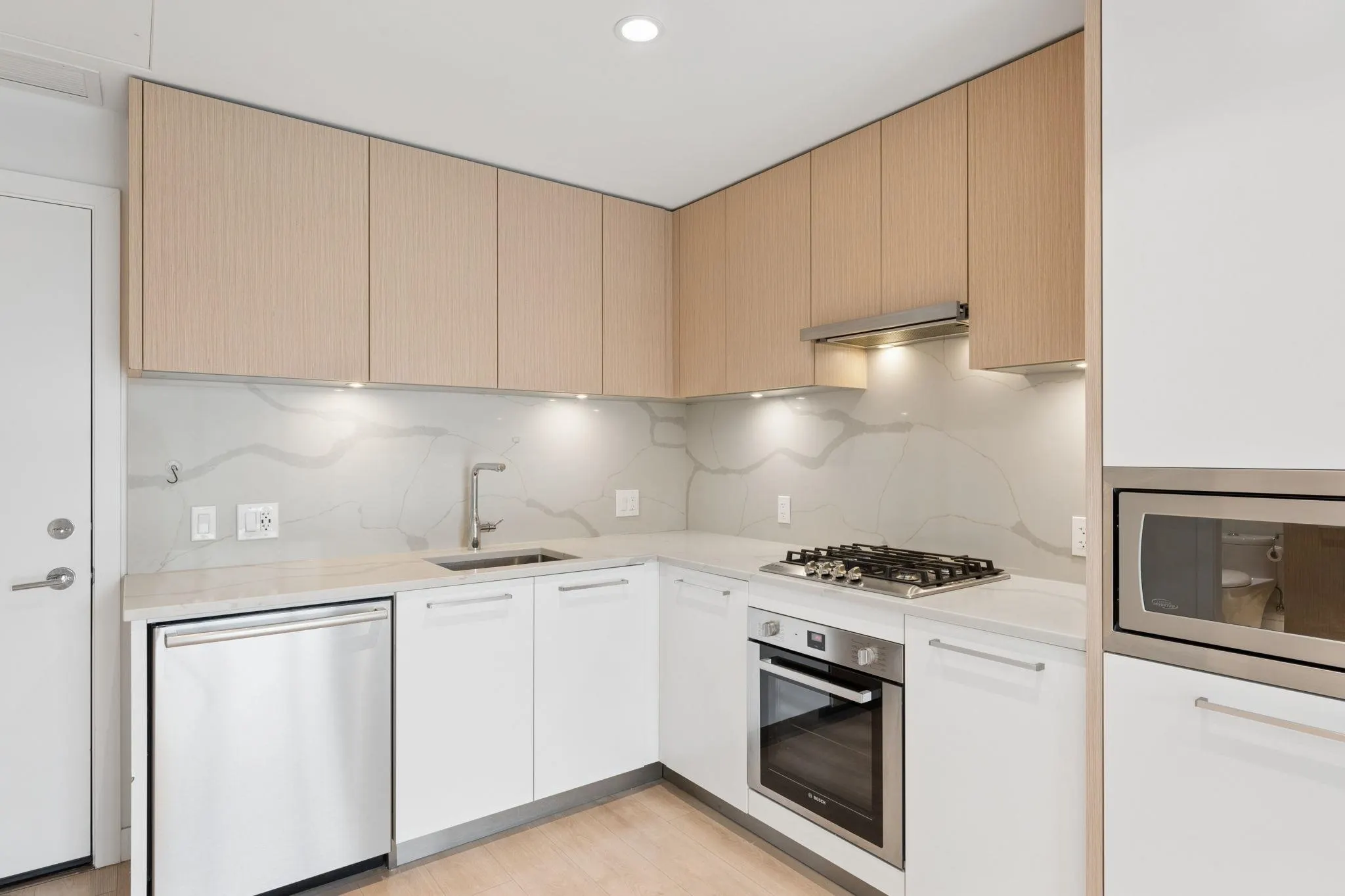567 Clarke Road #903