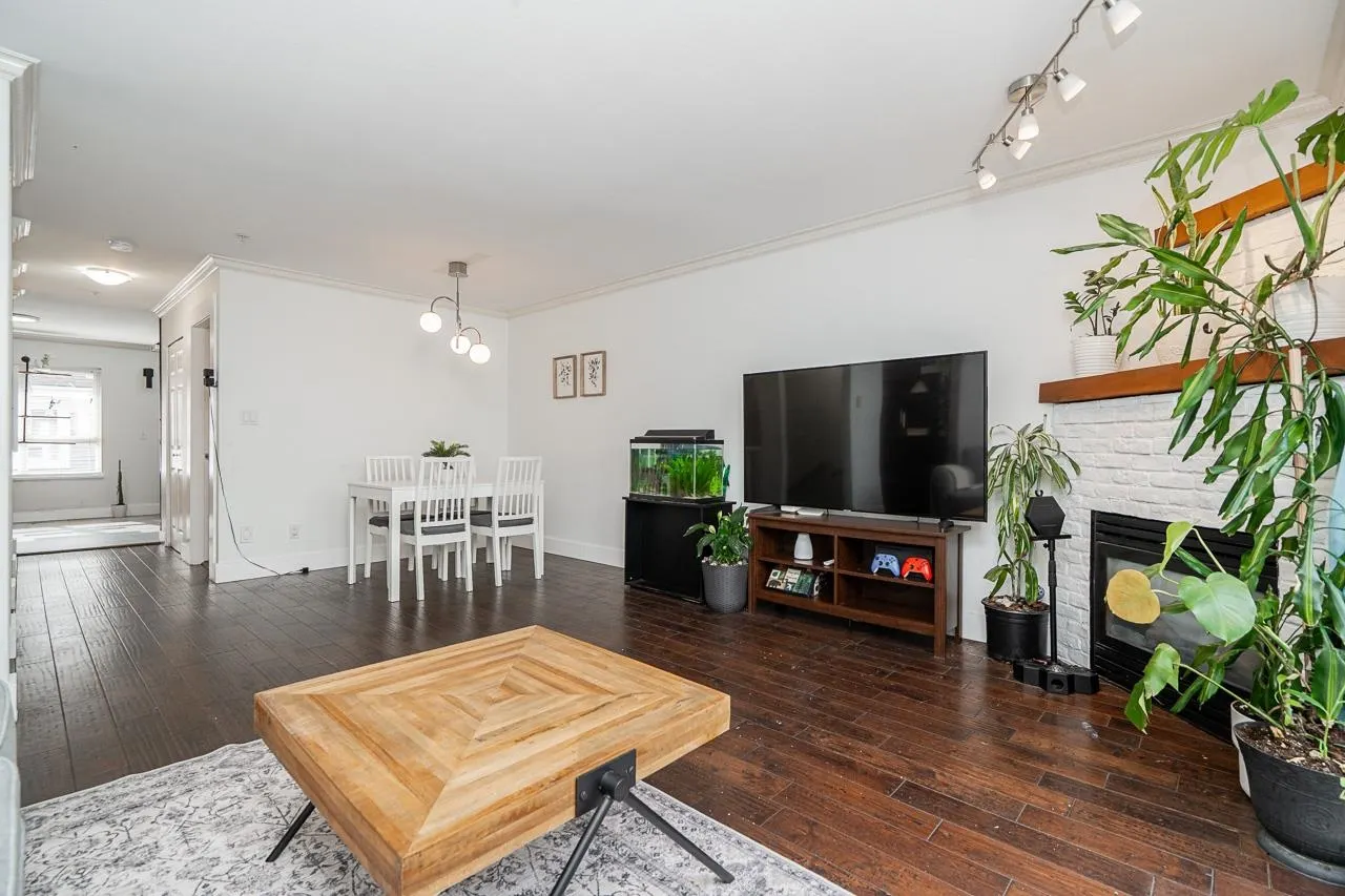 8968 208 Street #15