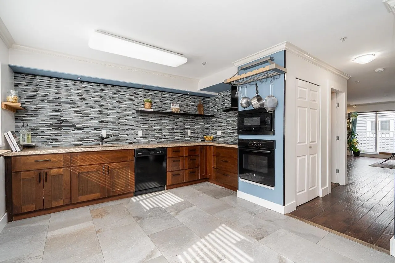 8968 208 Street #15