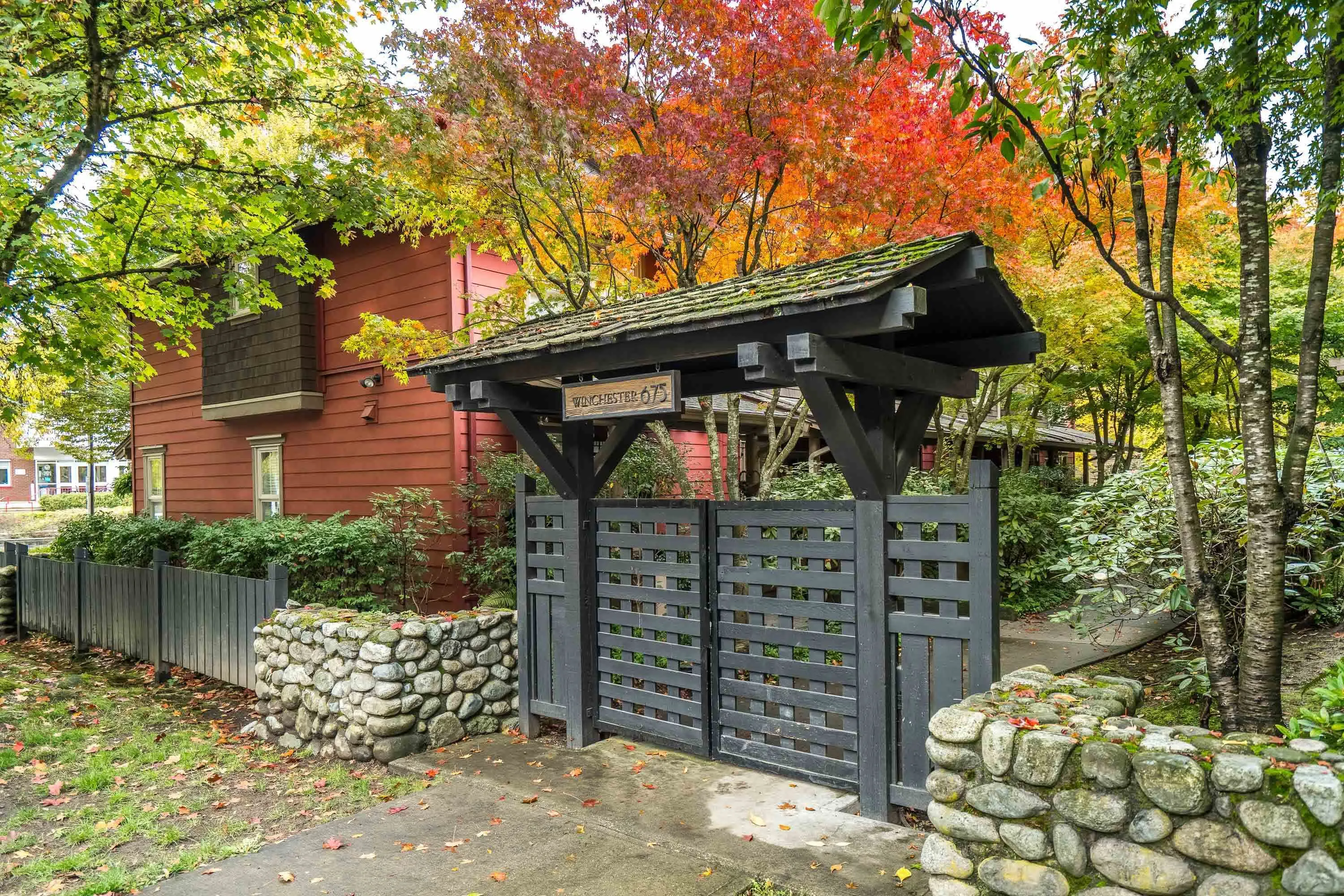 675 Park Crescent #108