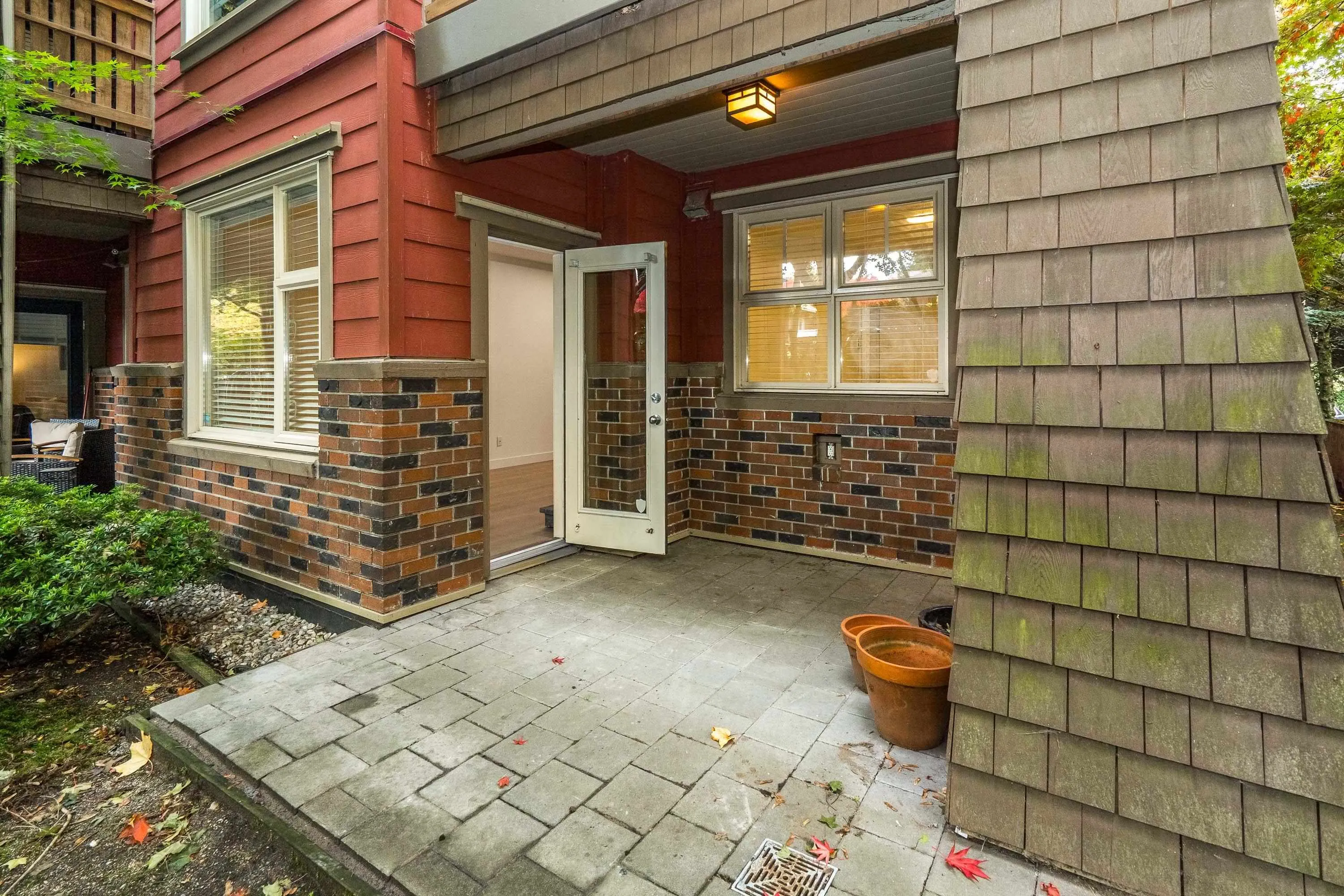 675 Park Crescent #108