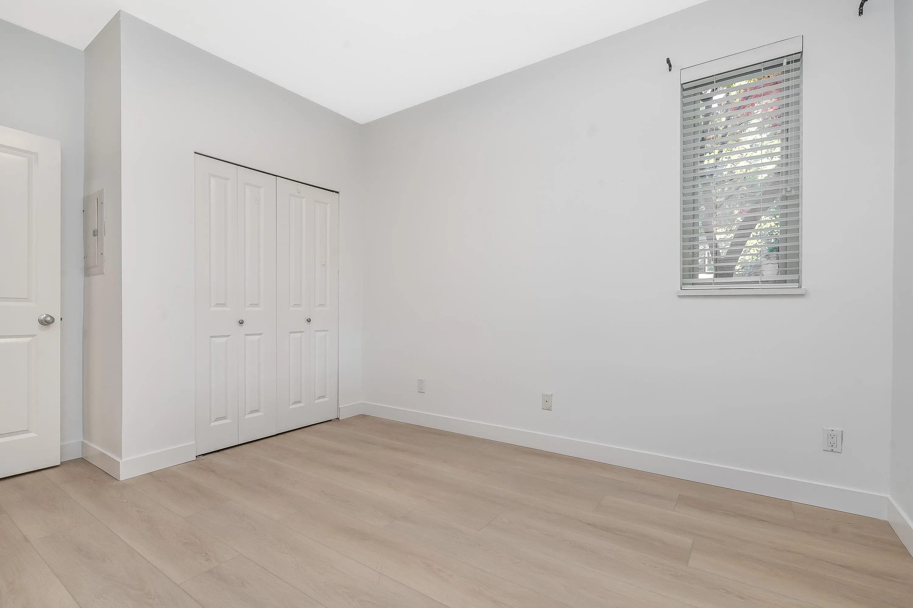 675 Park Crescent #108