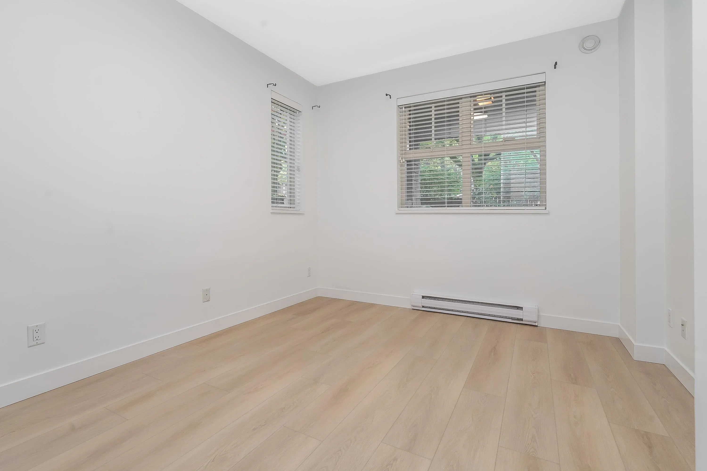675 Park Crescent #108
