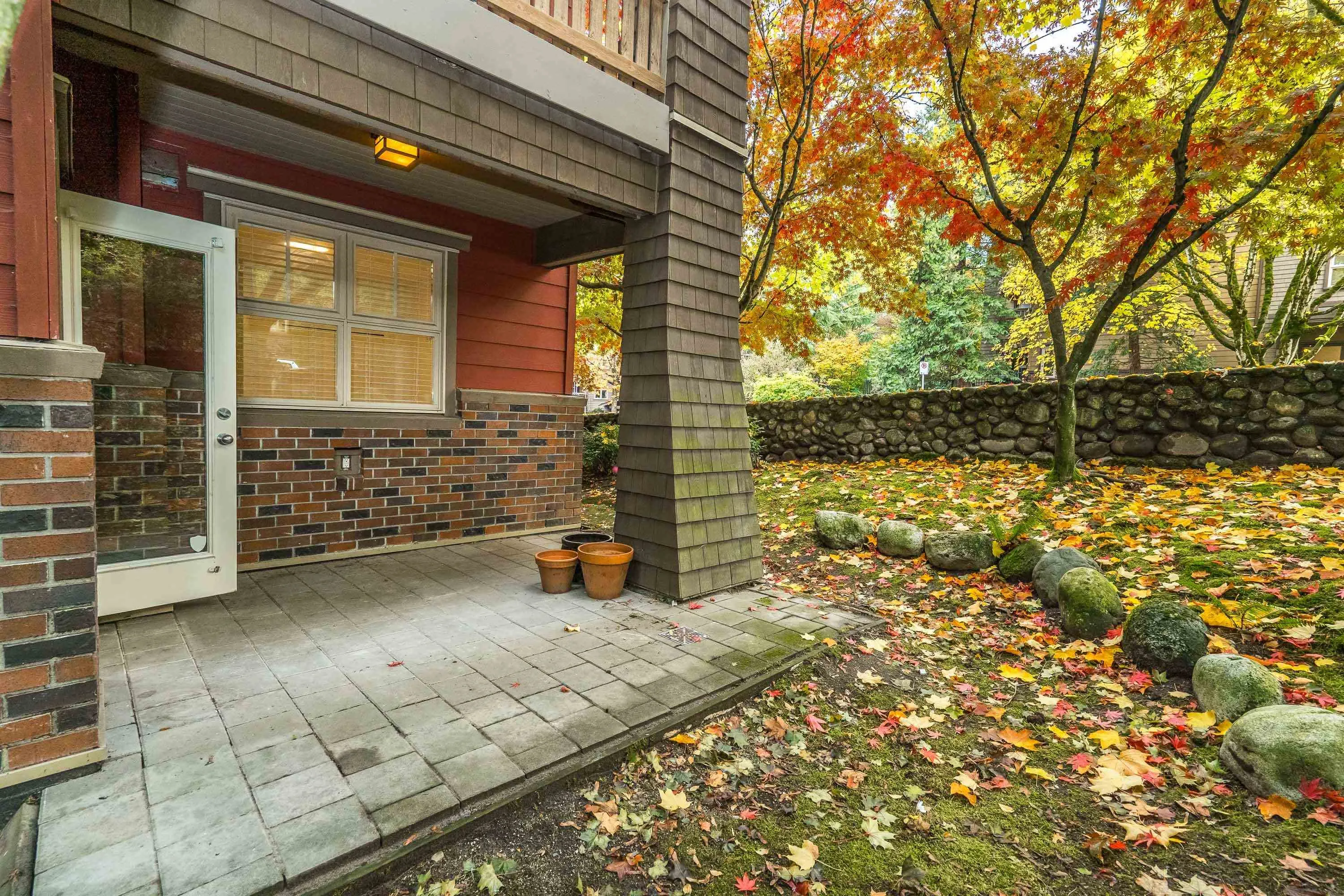 675 Park Crescent #108