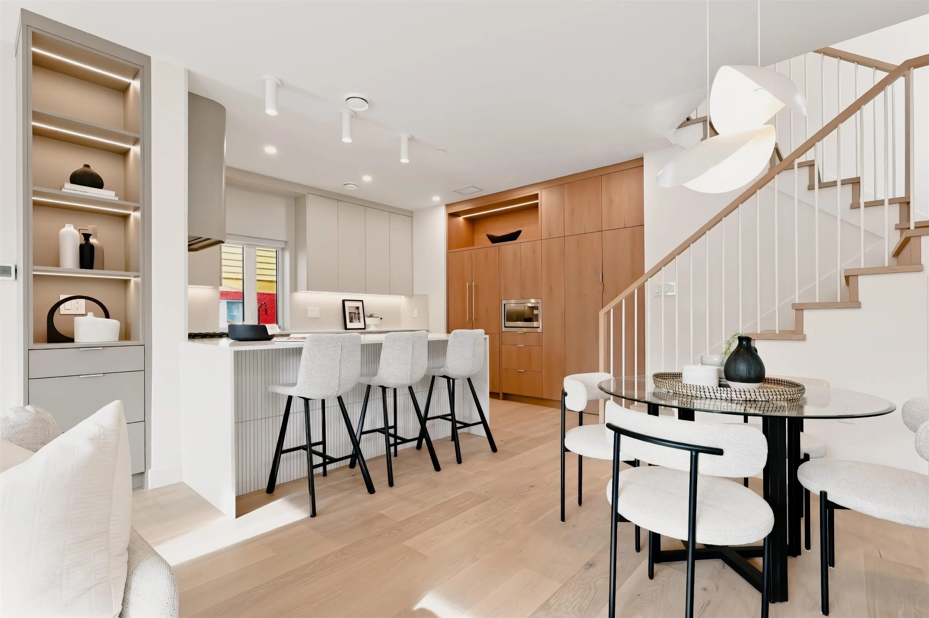 2211 William Street #1
