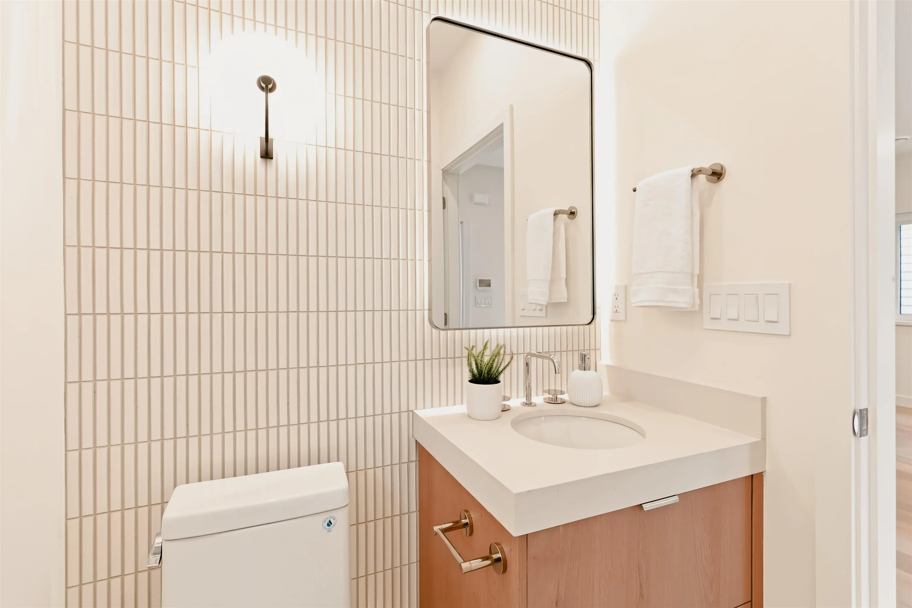 2211 William Street #1