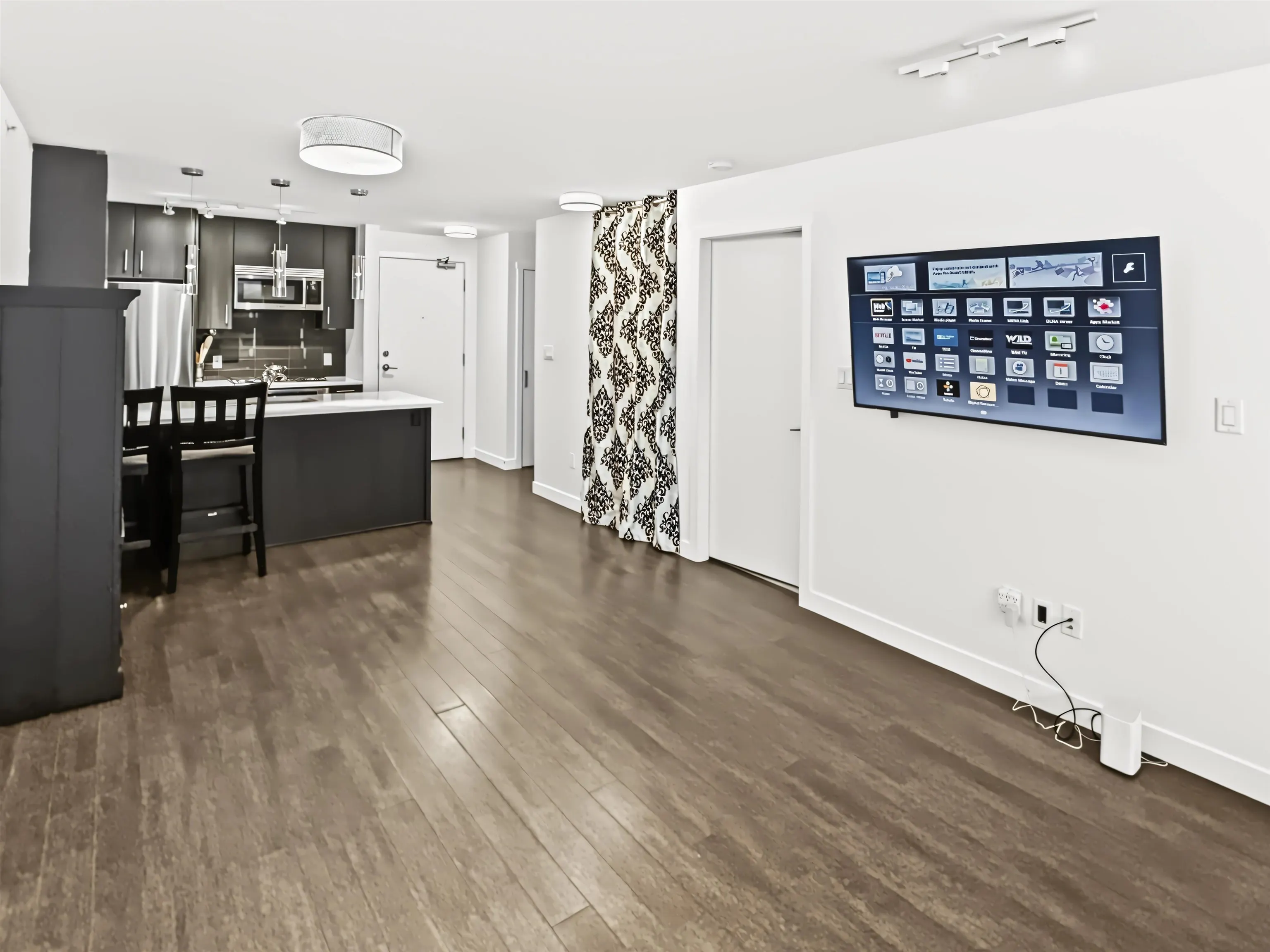 608 Belmont Street #205