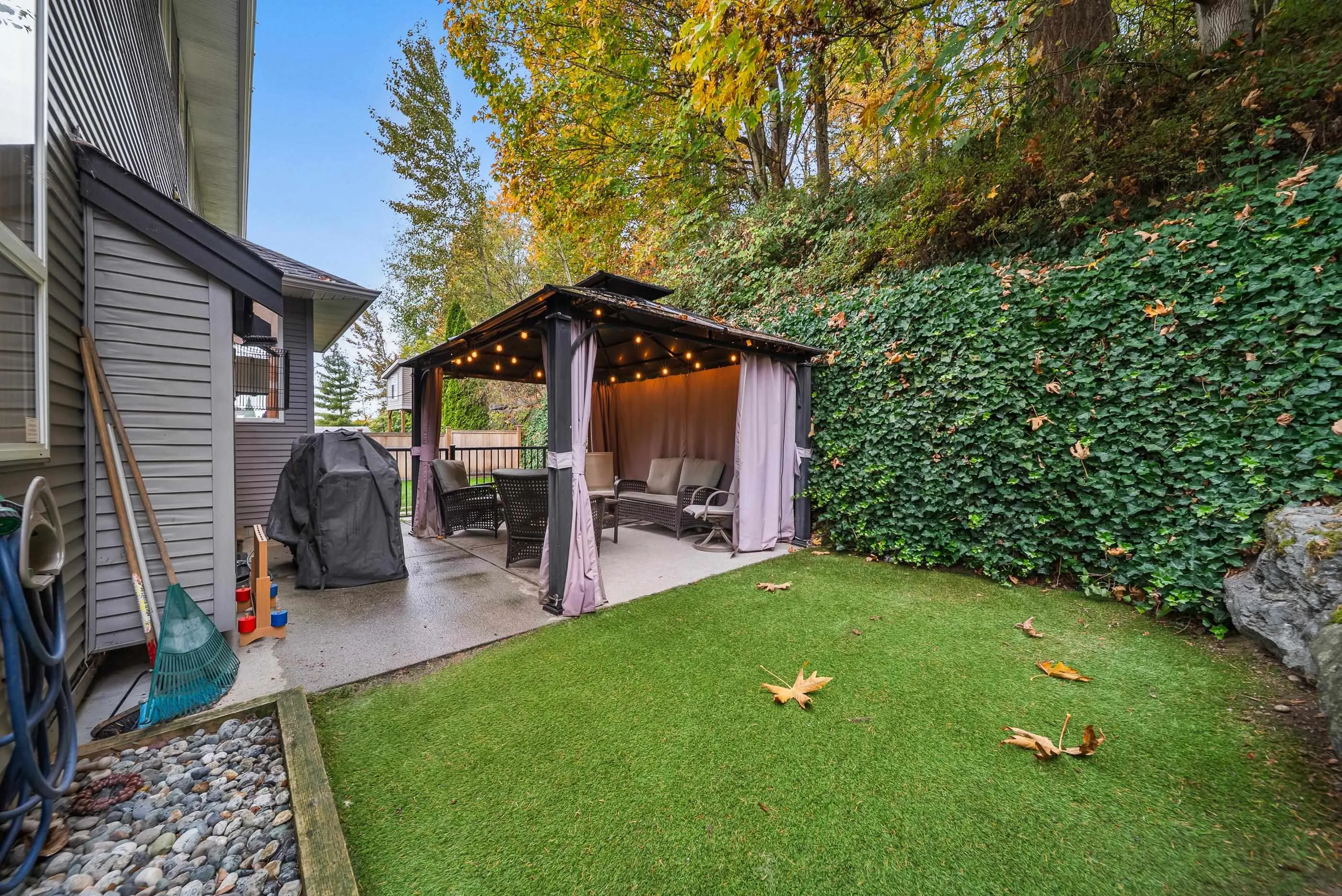 35367 Kinloch Place