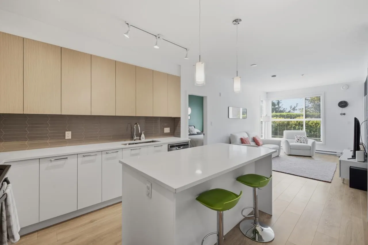 7809 209 Street #114