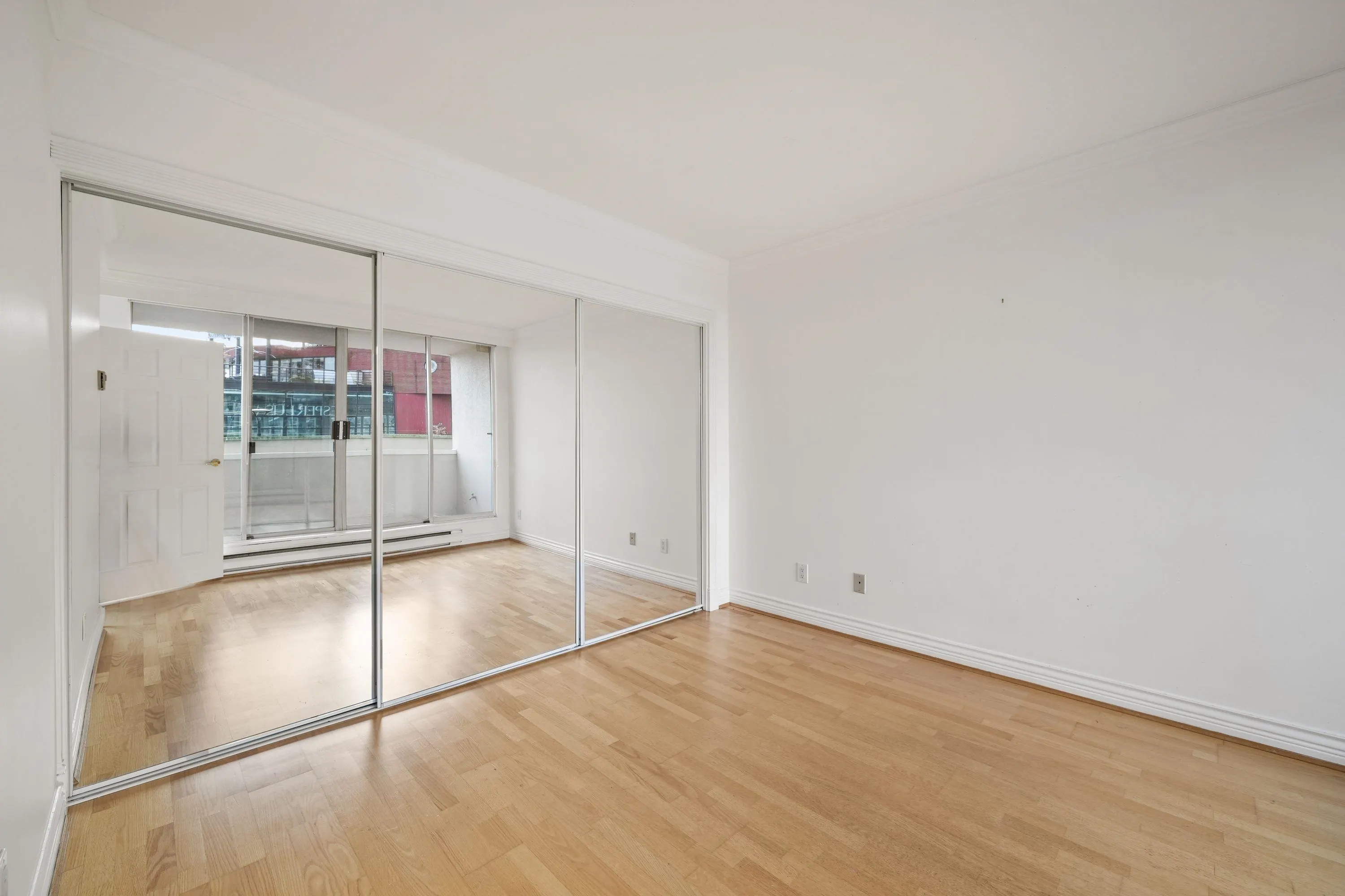 1600 Howe Street #205