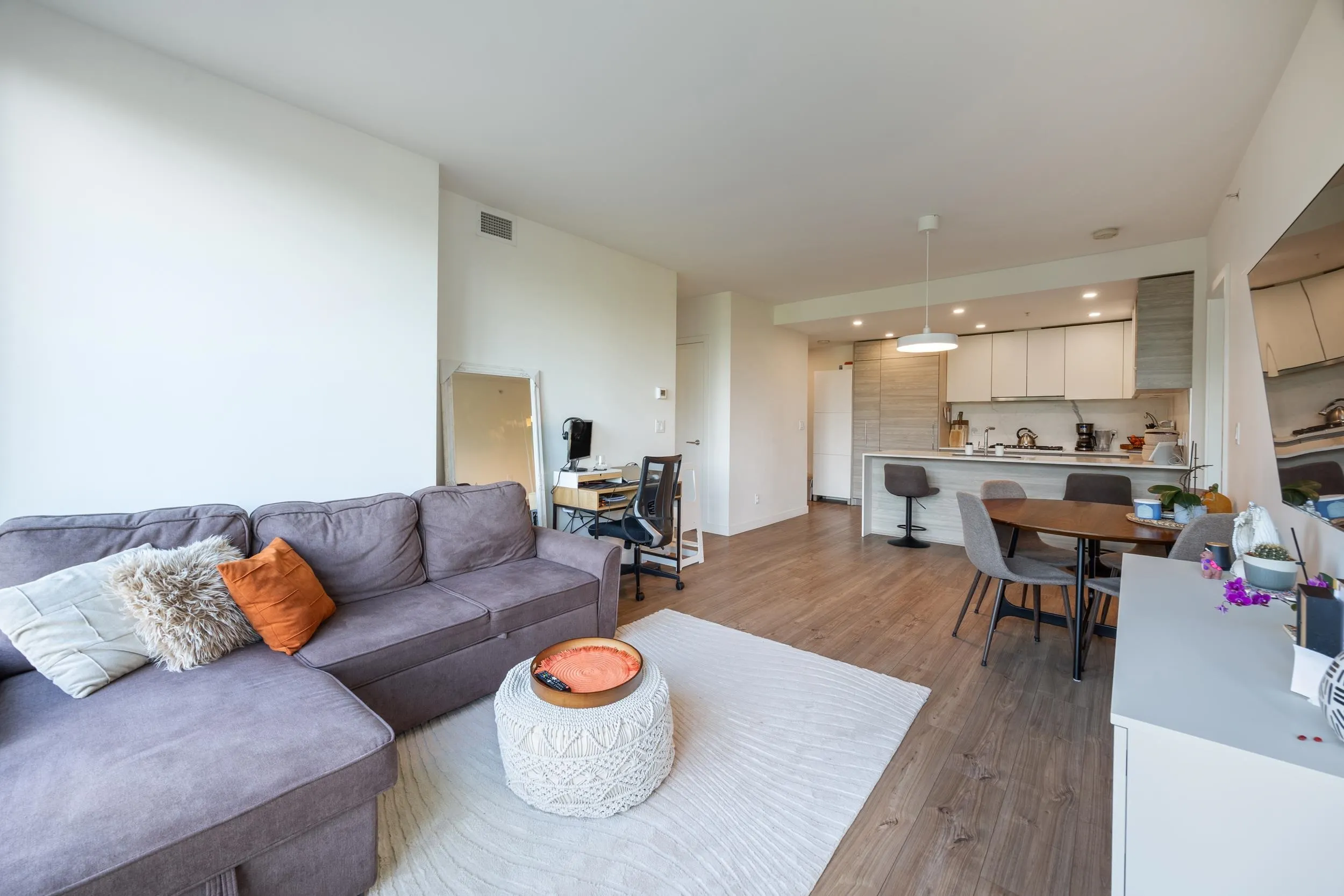595 Austin Avenue #1101